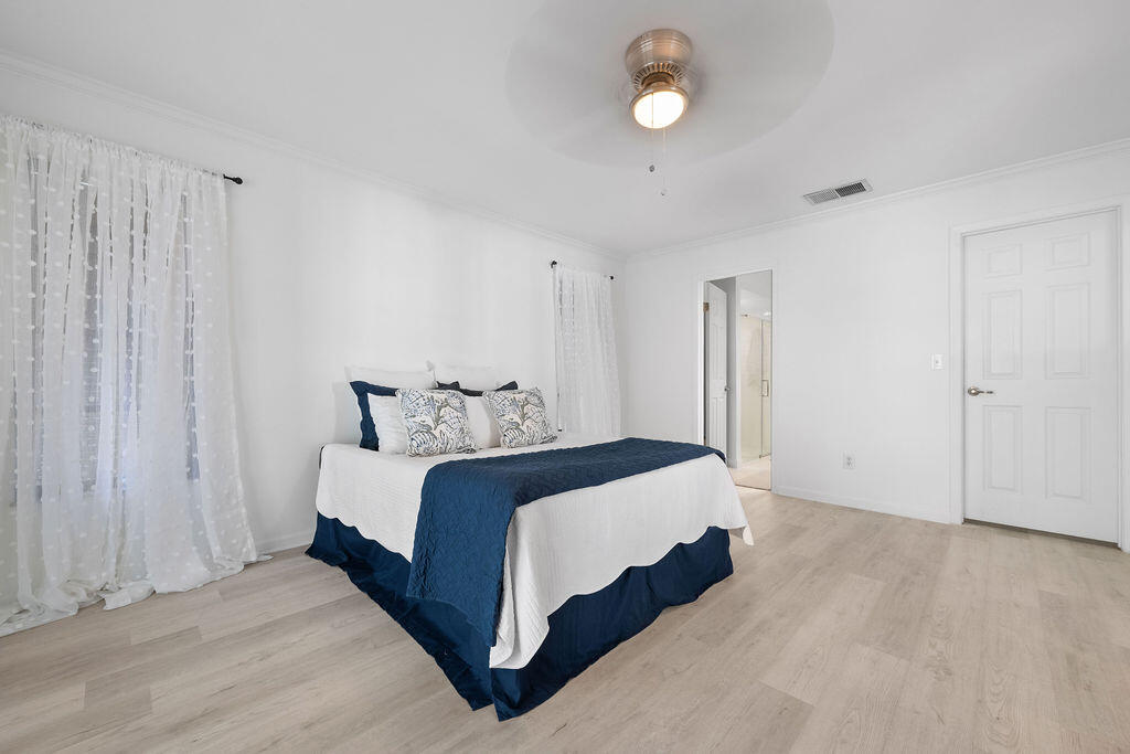 TALL PINES - Residential