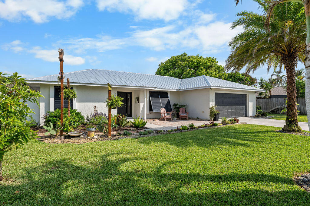 TALL PINES - Residential