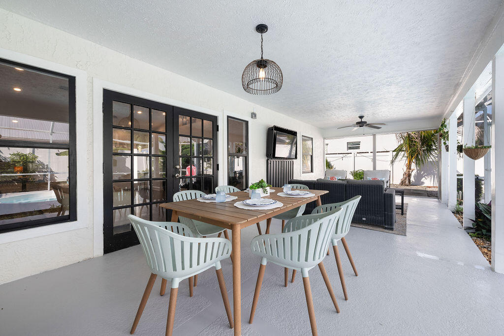TALL PINES - Residential