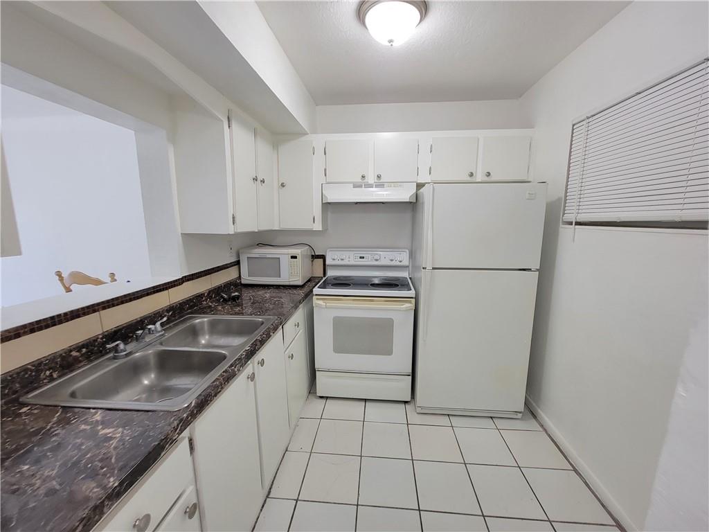 SUNSET HILLS I CONDO - Residential