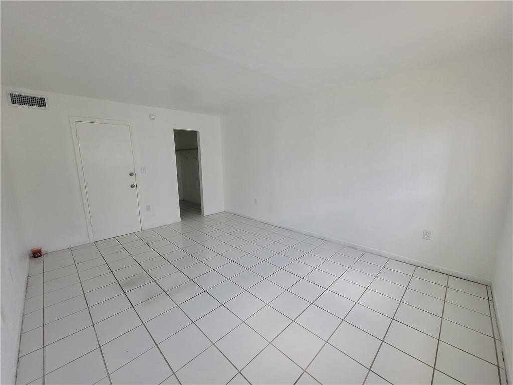 SUNSET HILLS I CONDO - Residential