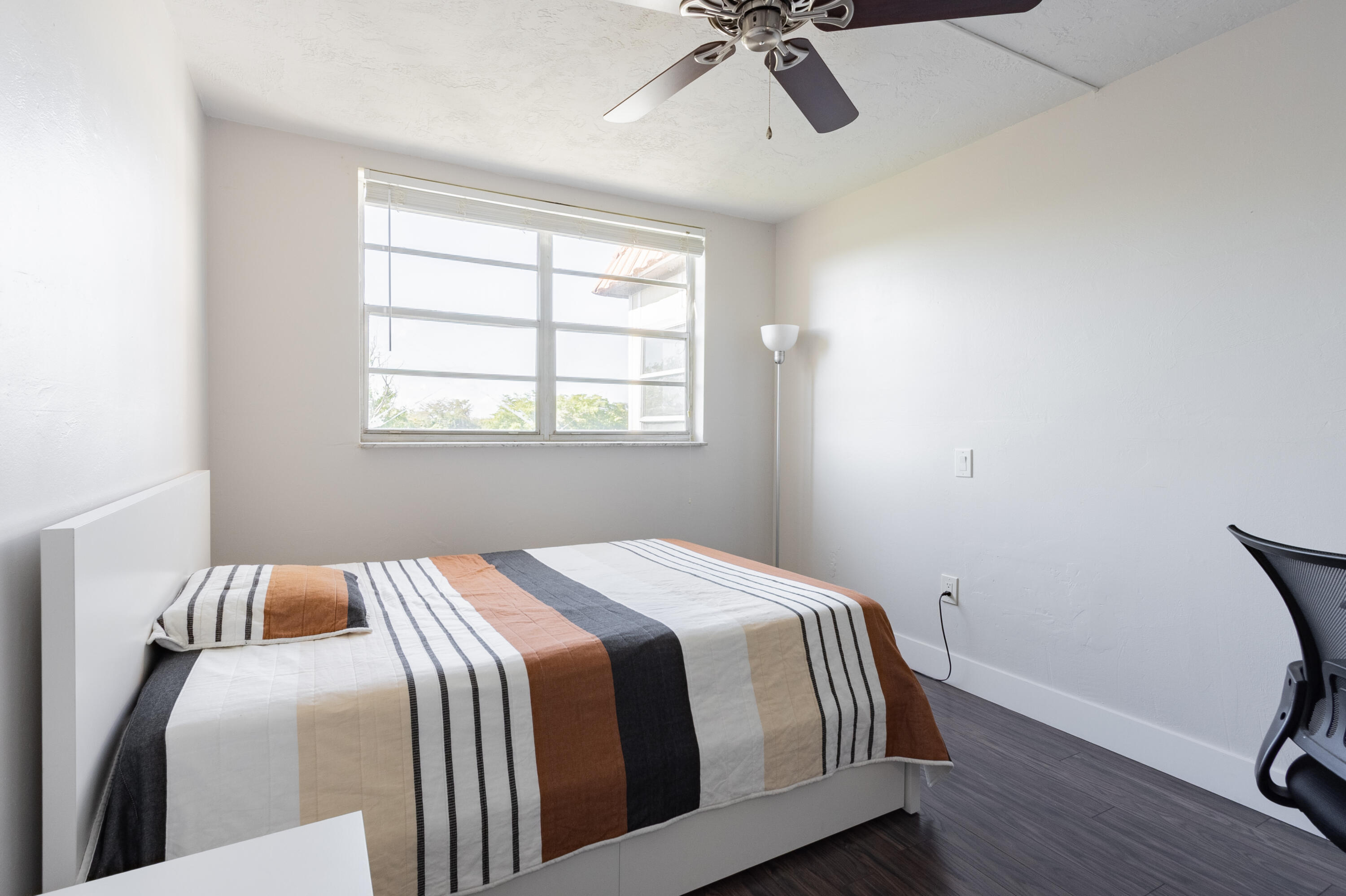 OMEGA CONDO NO 2 - Residential