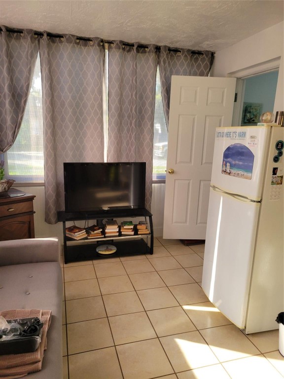WARRENTON HOUSE CONDO - Residential