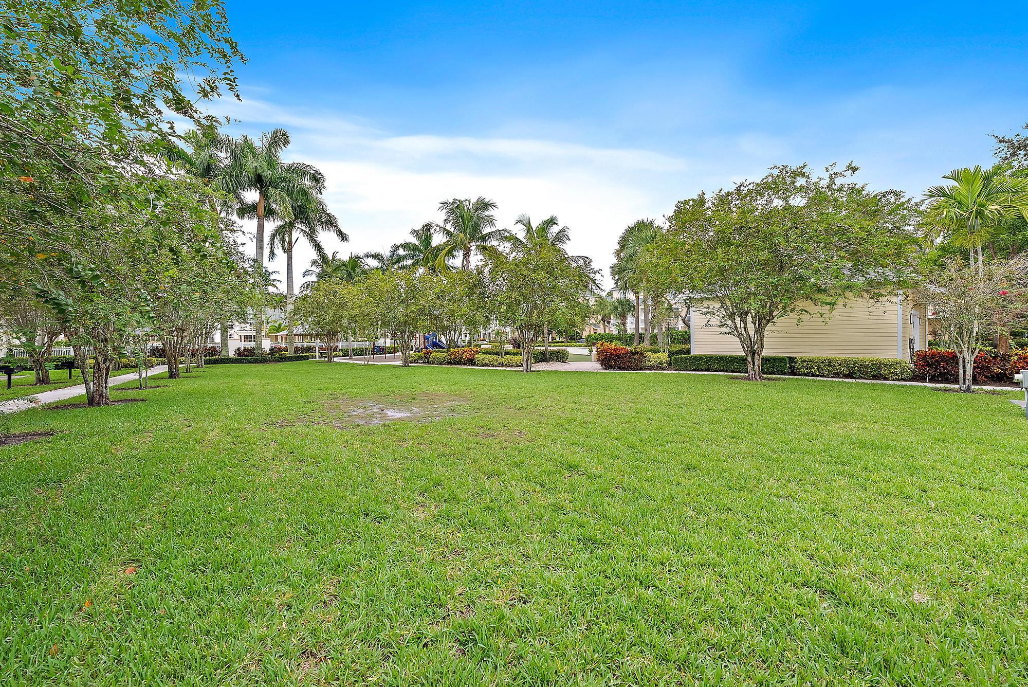 SOMERSET AT ABACOA CONDO - Residential