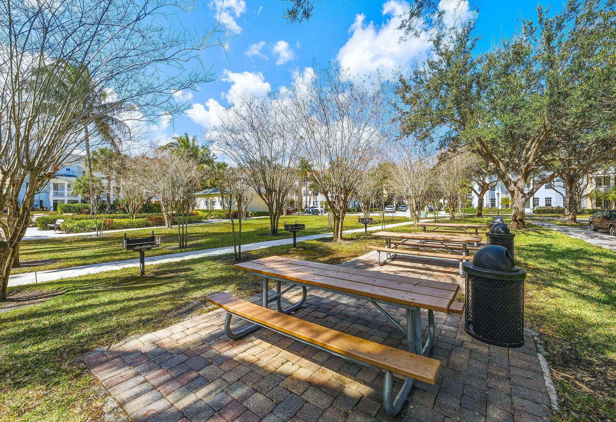 SOMERSET AT ABACOA CONDO - Residential
