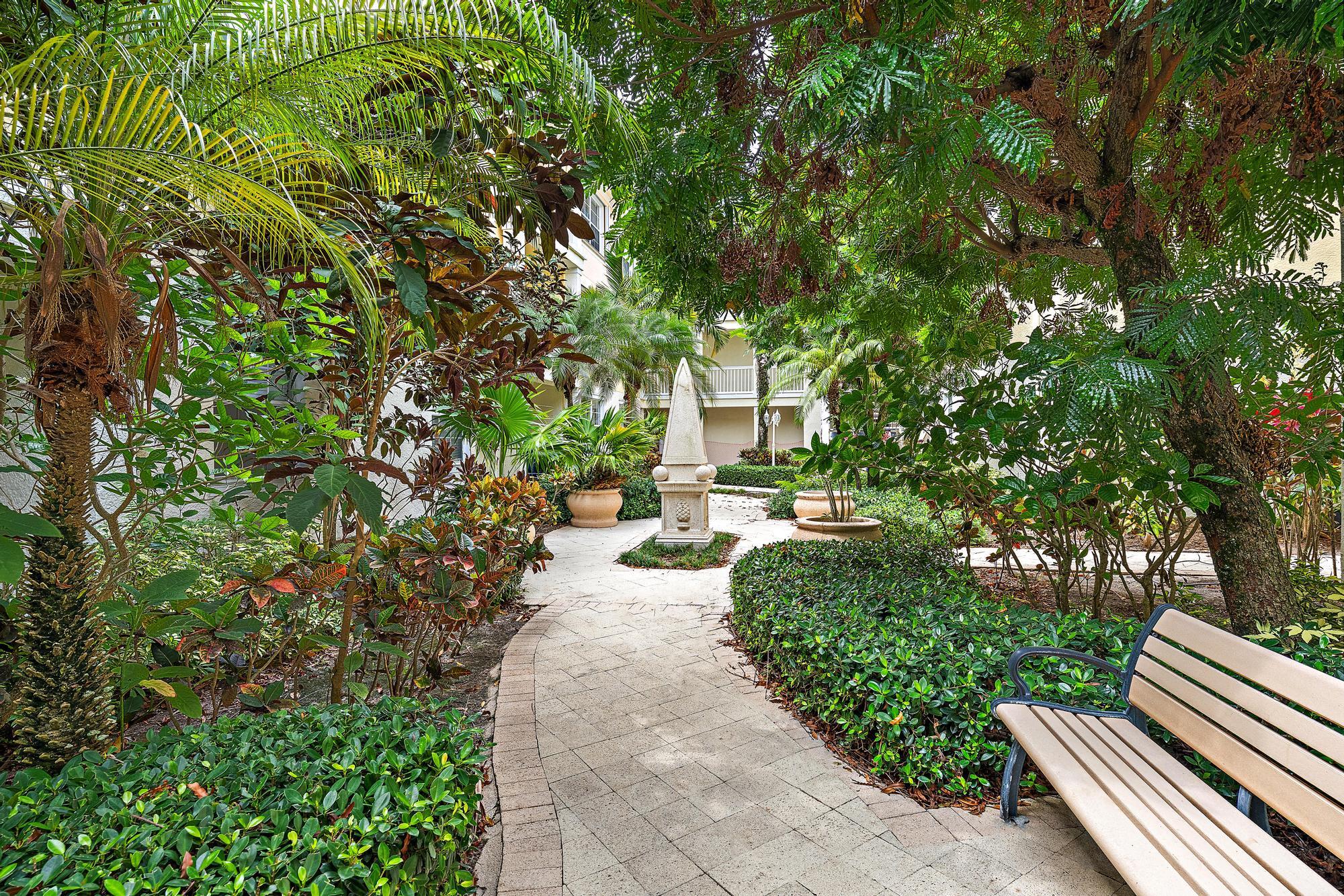 SOMERSET AT ABACOA CONDO - Residential