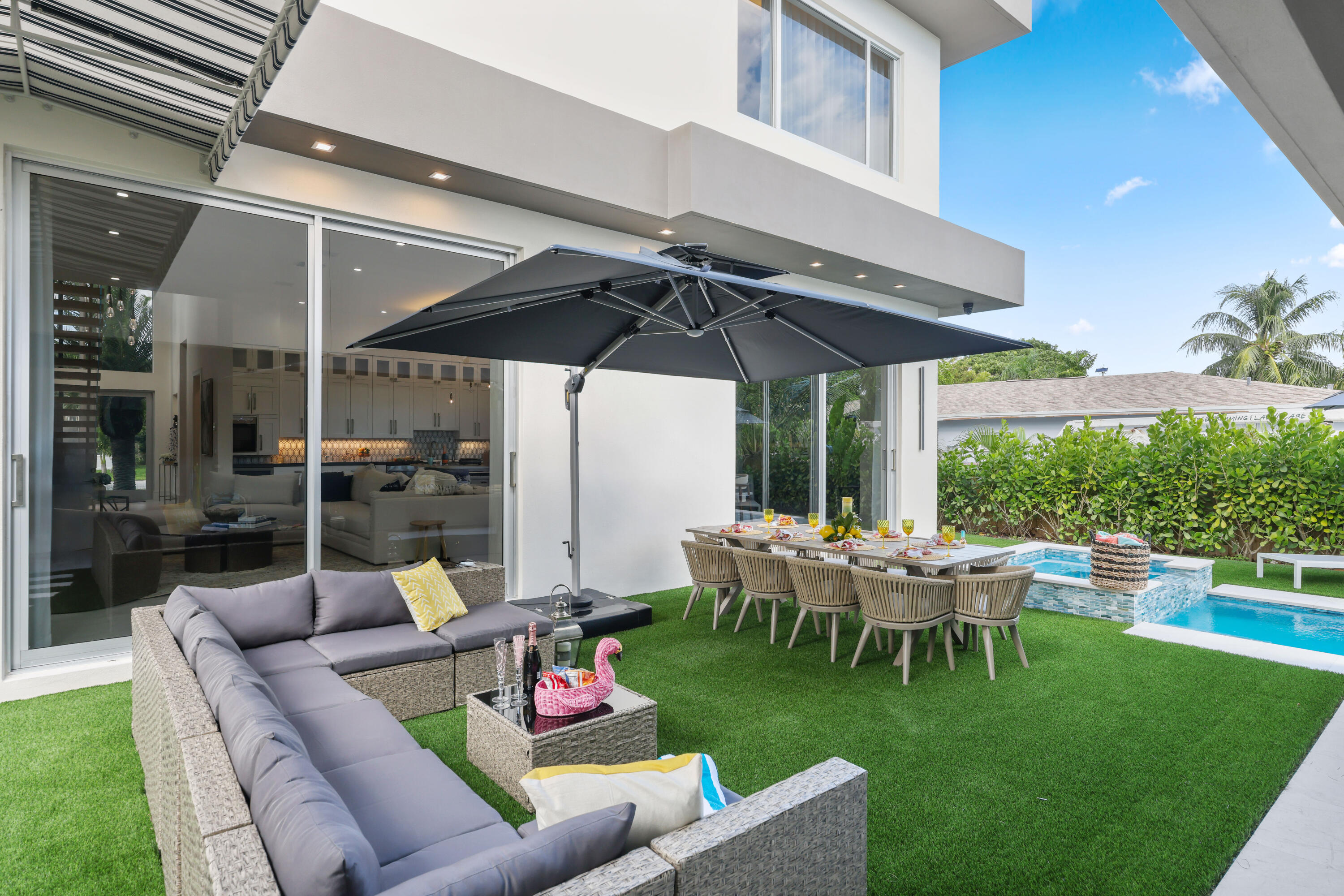 DELRAY RESUB OF BLK 72 AND W PT OF BLK 80 - Residential Lease