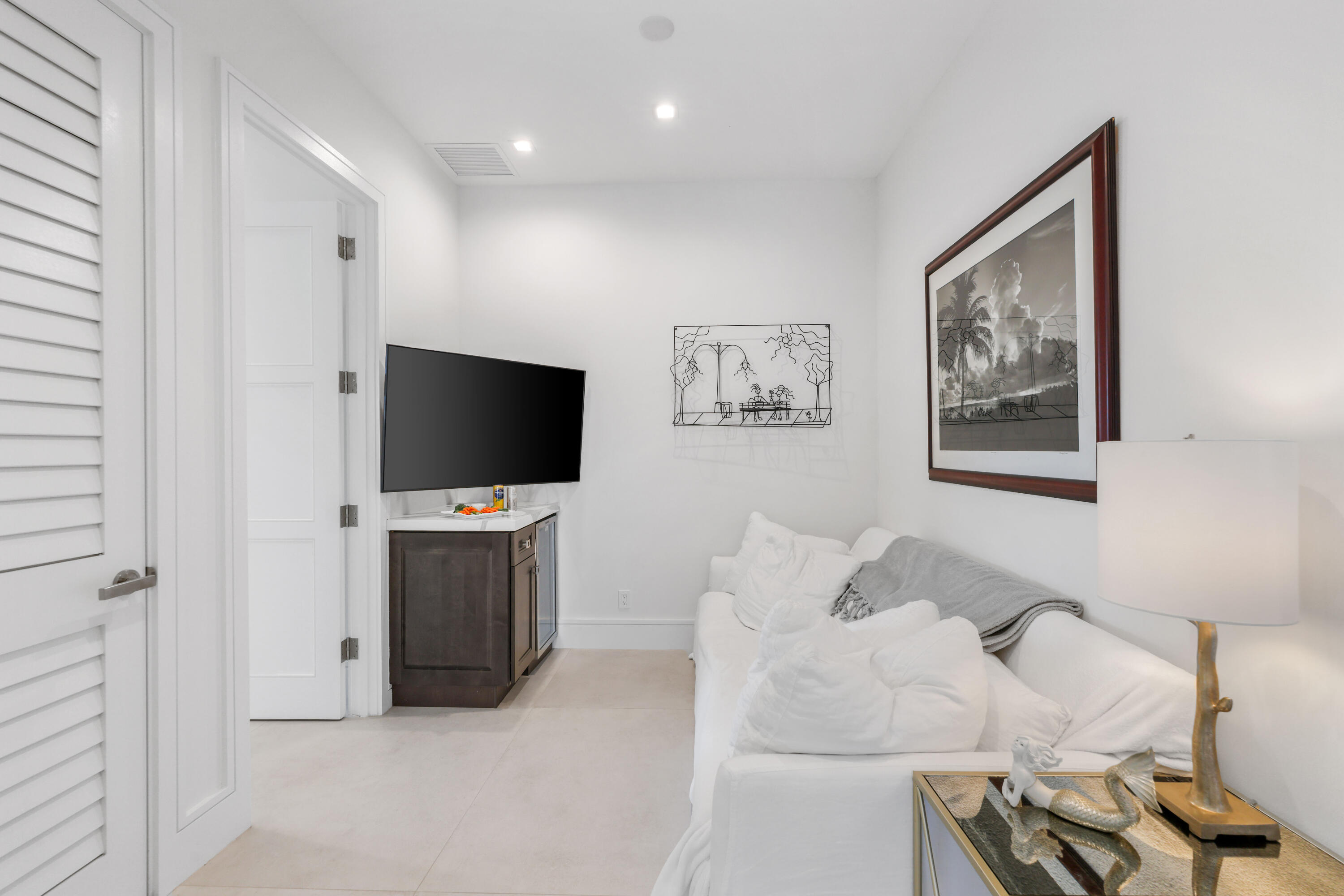DELRAY RESUB OF BLK 72 AND W PT OF BLK 80 - Residential Lease