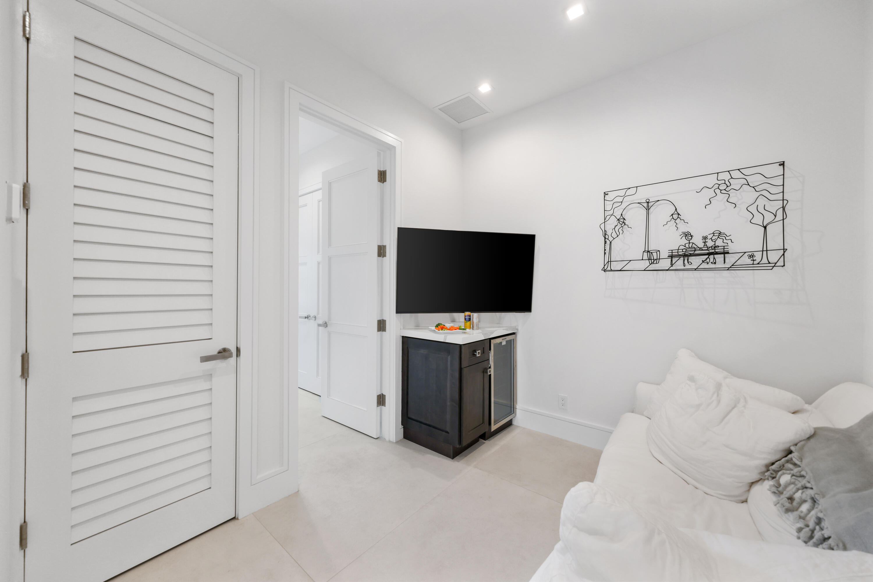 DELRAY RESUB OF BLK 72 AND W PT OF BLK 80 - Residential Lease