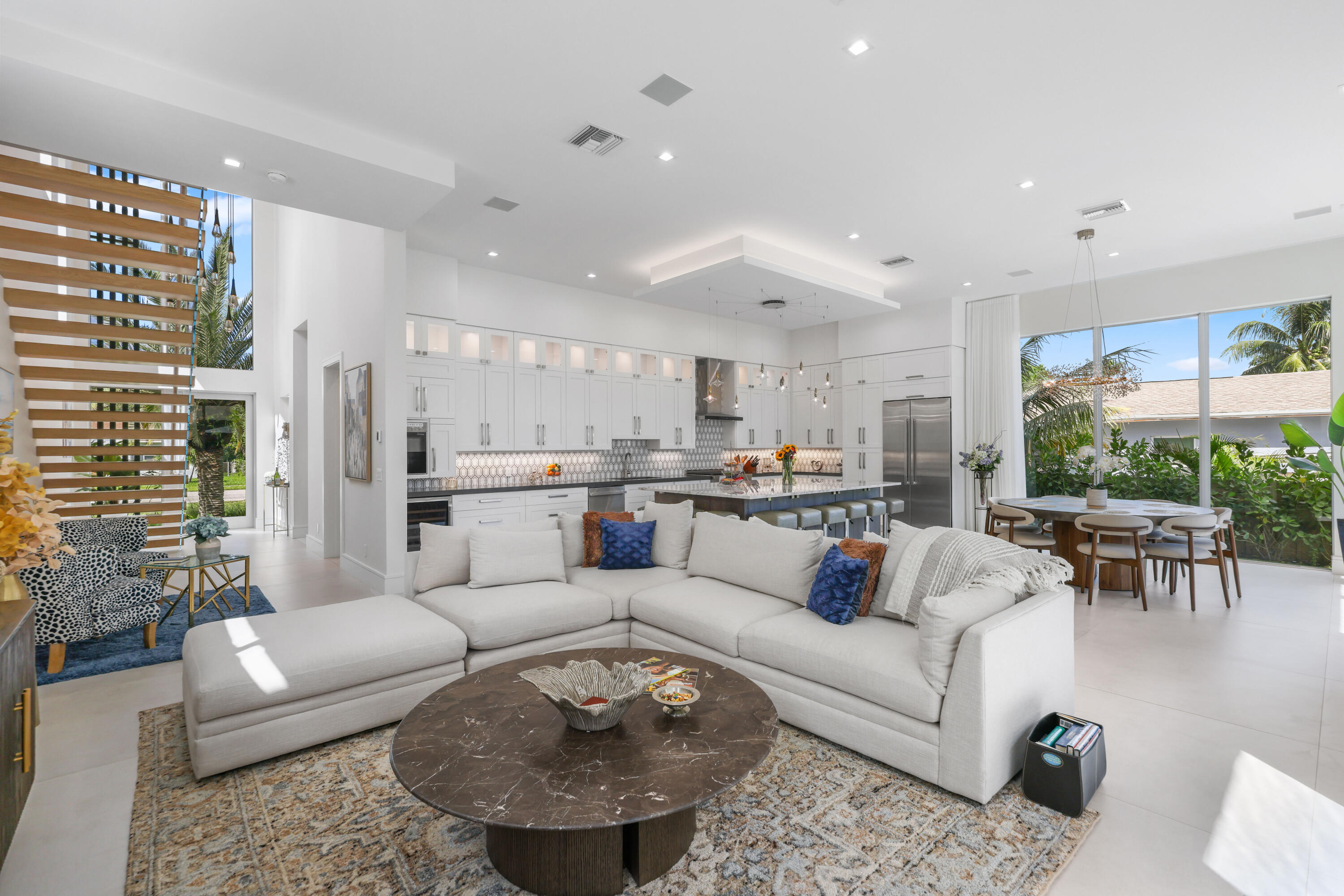 DELRAY RESUB OF BLK 72 AND W PT OF BLK 80 - Residential Lease