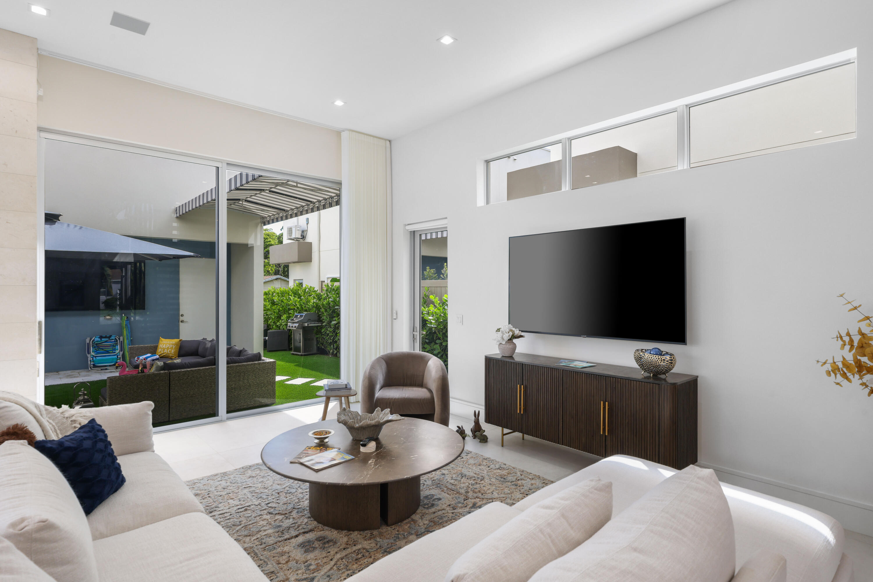 DELRAY RESUB OF BLK 72 AND W PT OF BLK 80 - Residential Lease