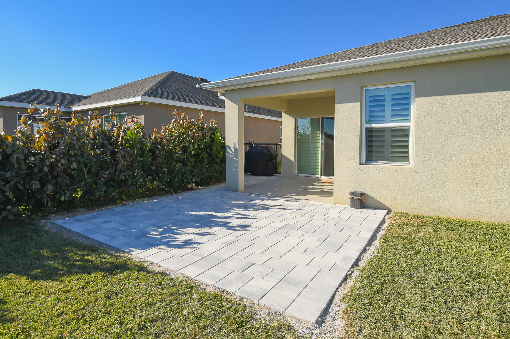 CROSSTOWN COMMONS - Residential