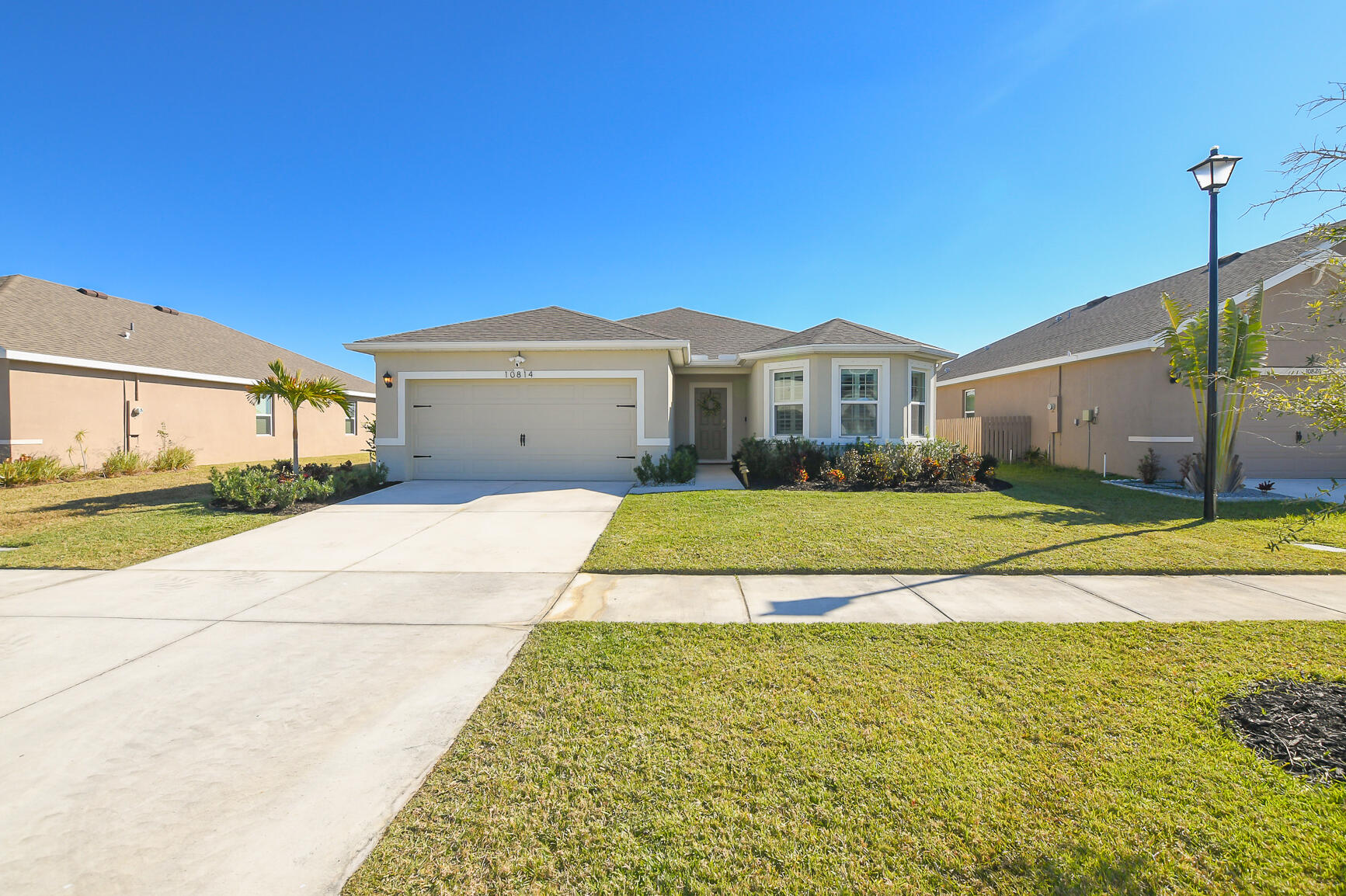 CROSSTOWN COMMONS - Residential