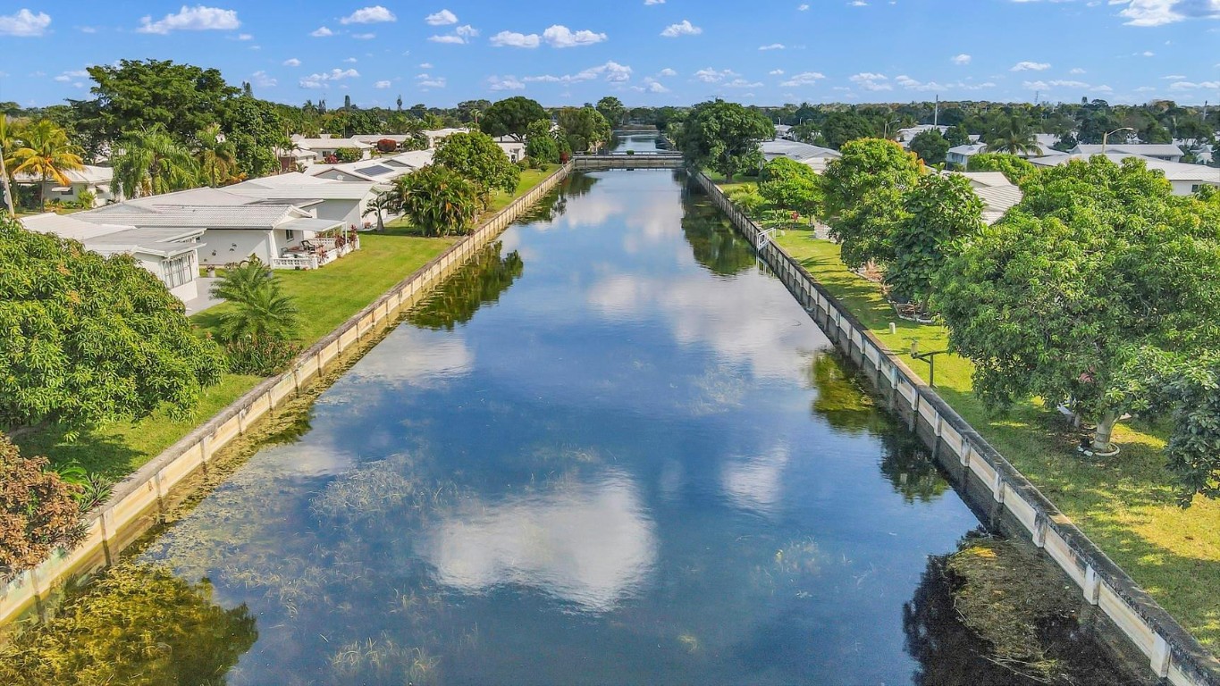 MAINLANDS OF TAMARAC LAKE - Residential