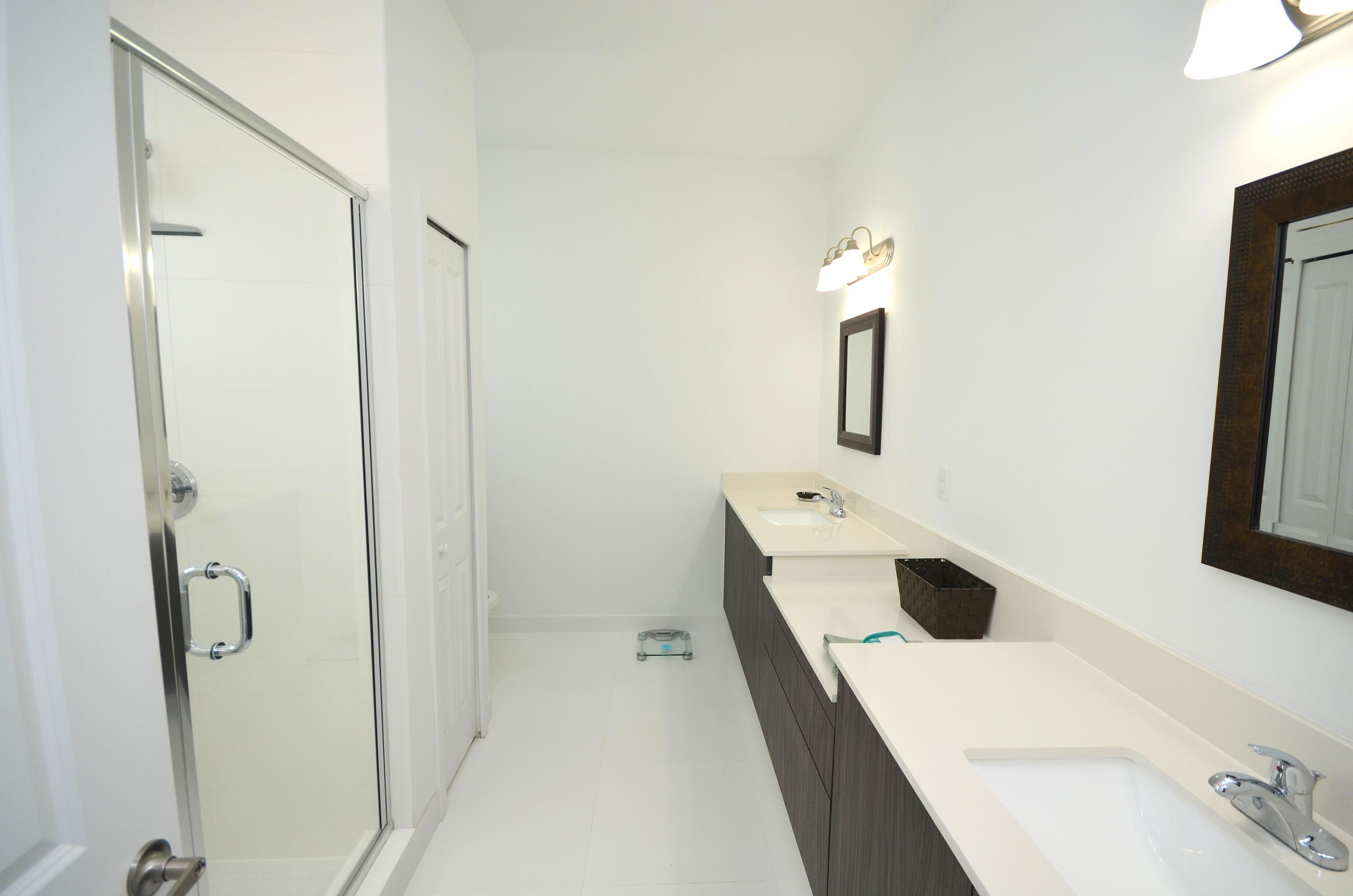 CENTURY GARDENS SOUTH - Residential
