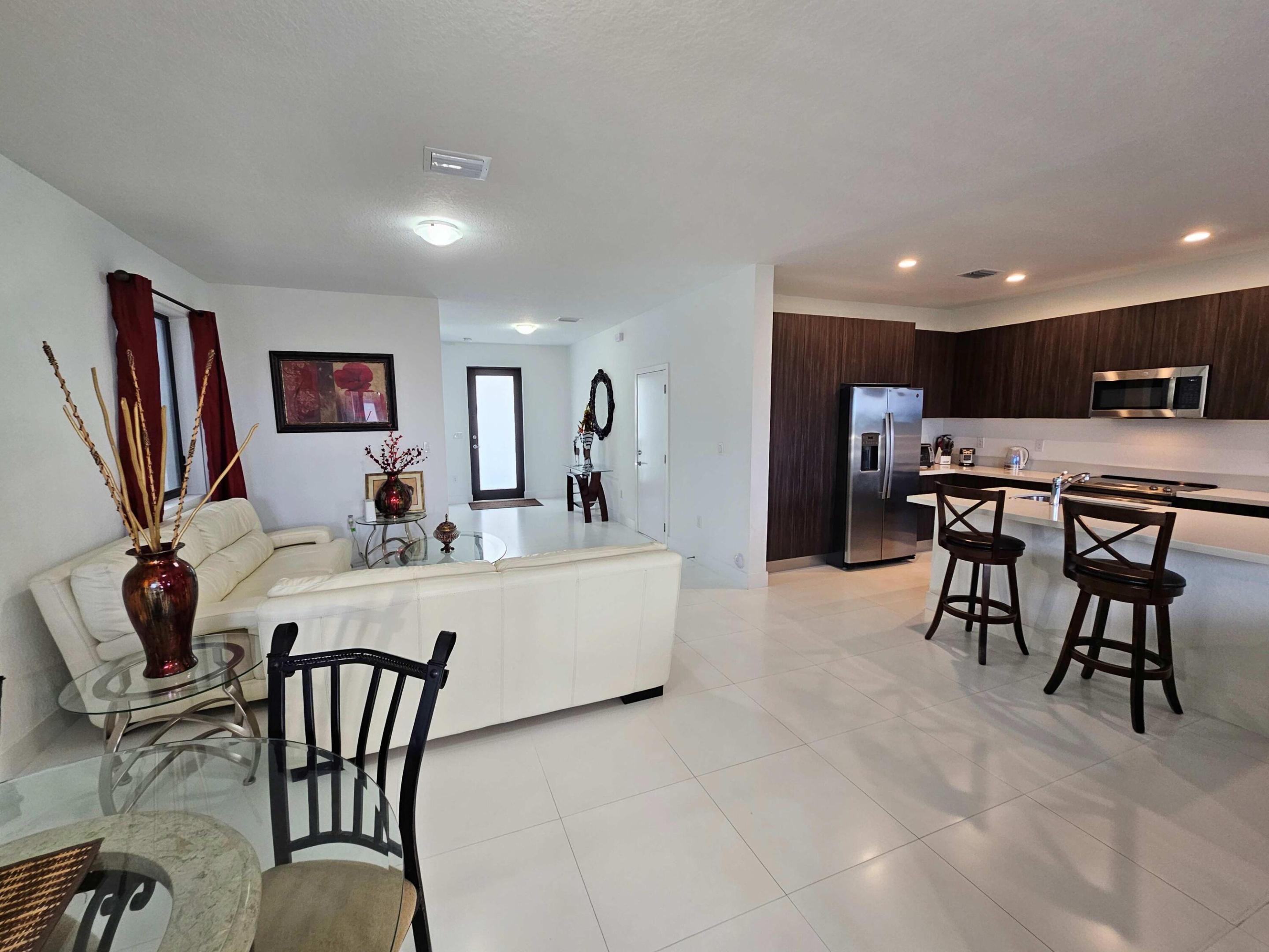 CENTURY GARDENS SOUTH - Residential