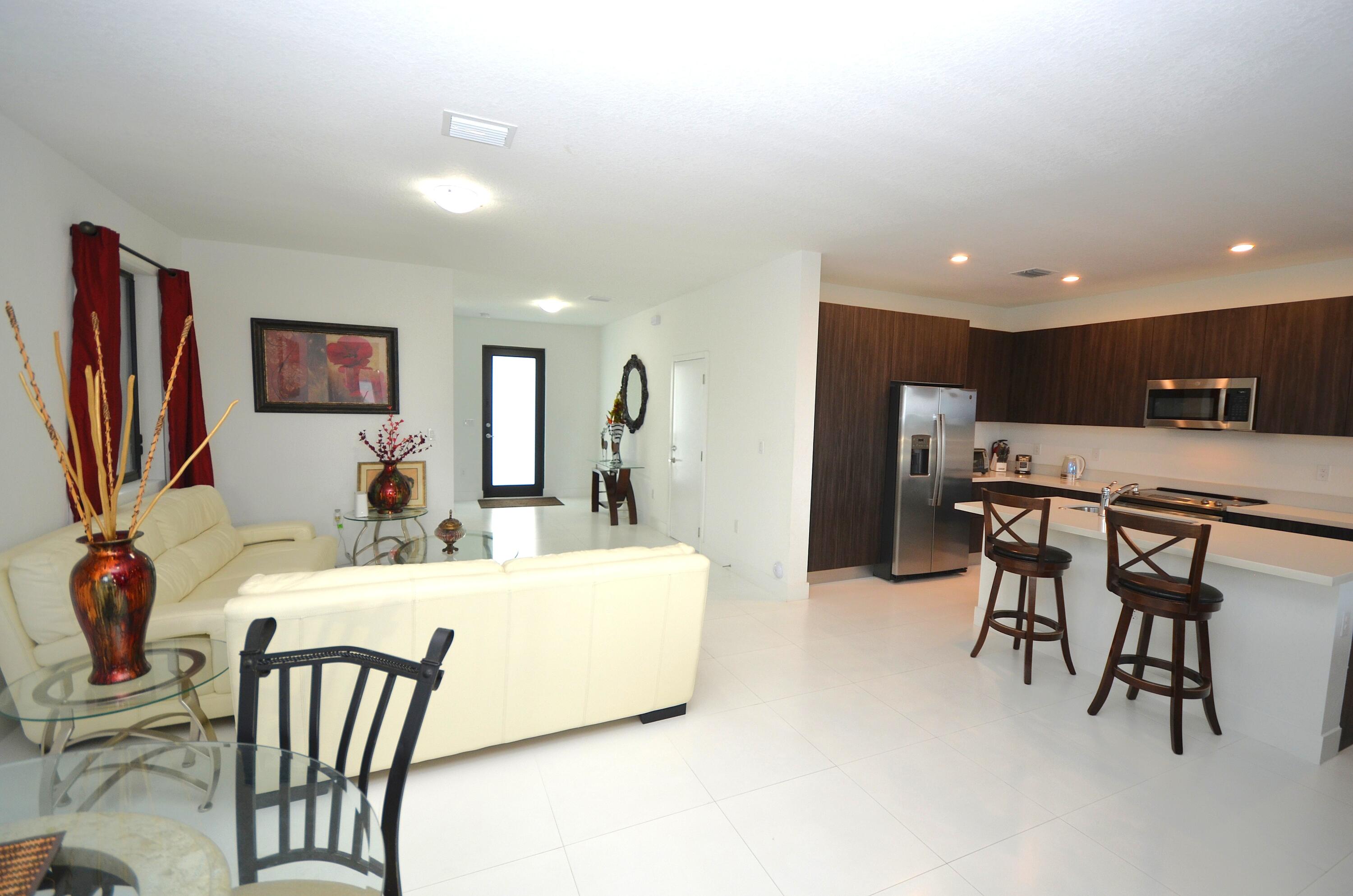 CENTURY GARDENS SOUTH - Residential