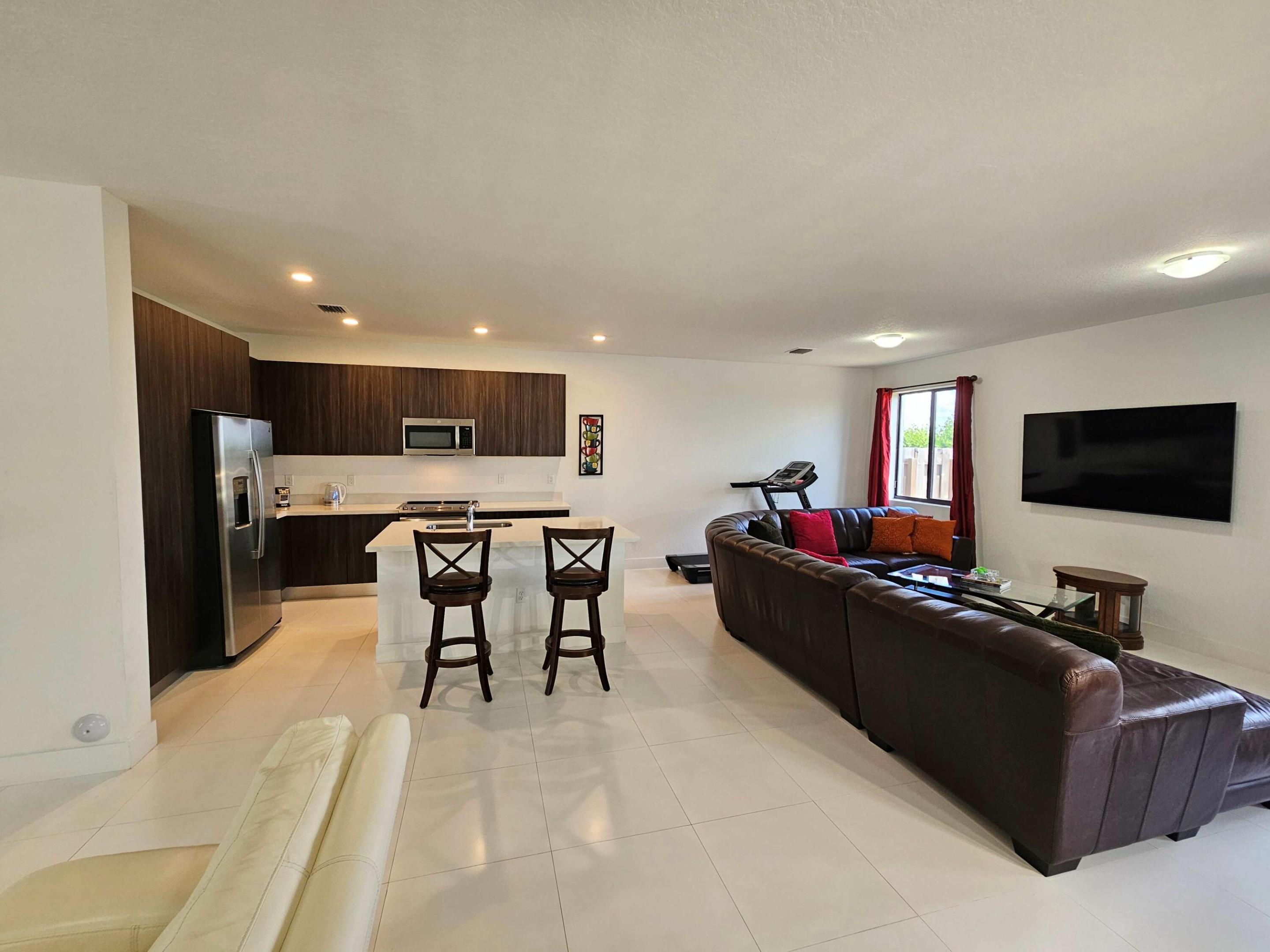 CENTURY GARDENS SOUTH - Residential