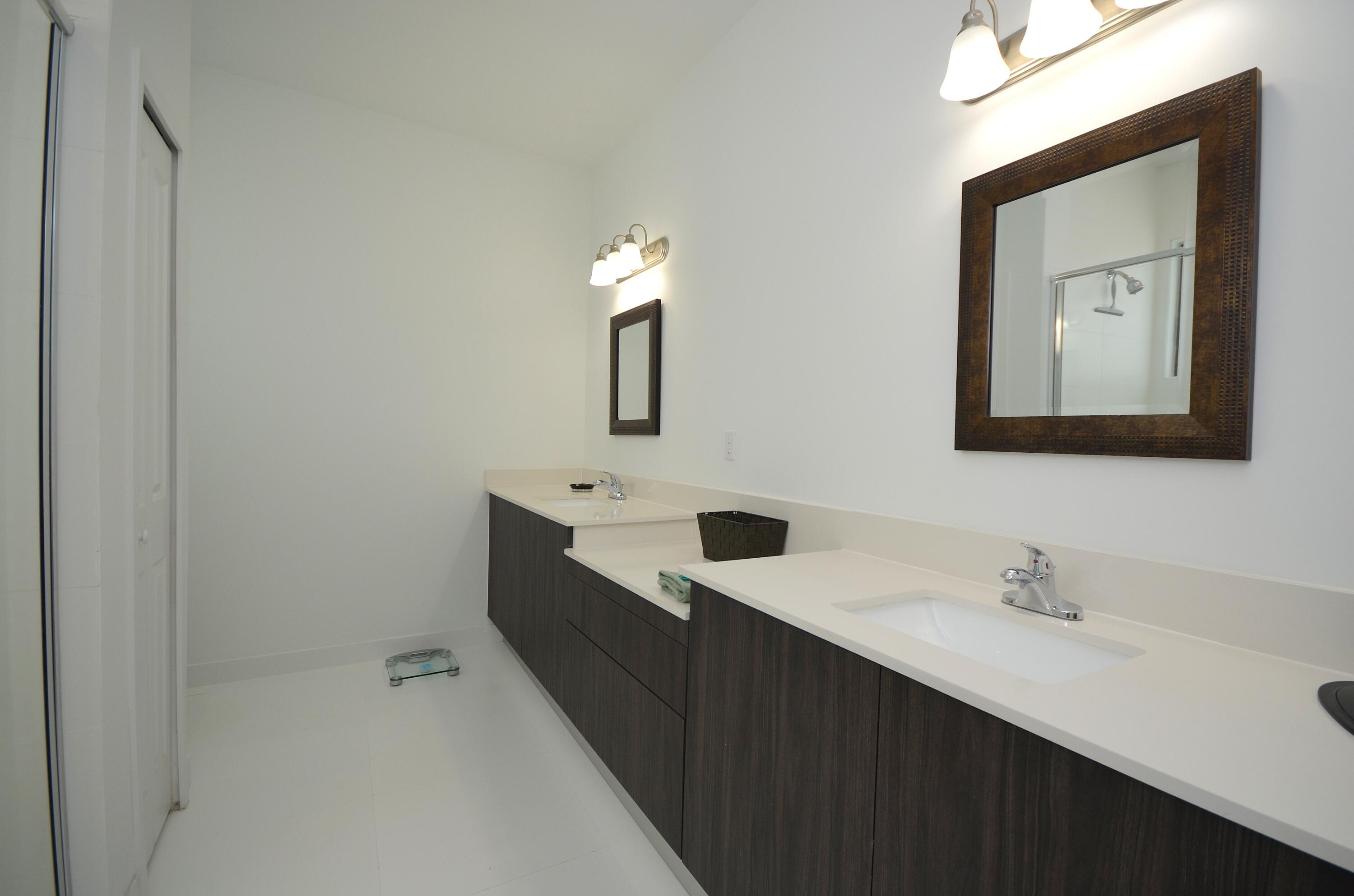 CENTURY GARDENS SOUTH - Residential