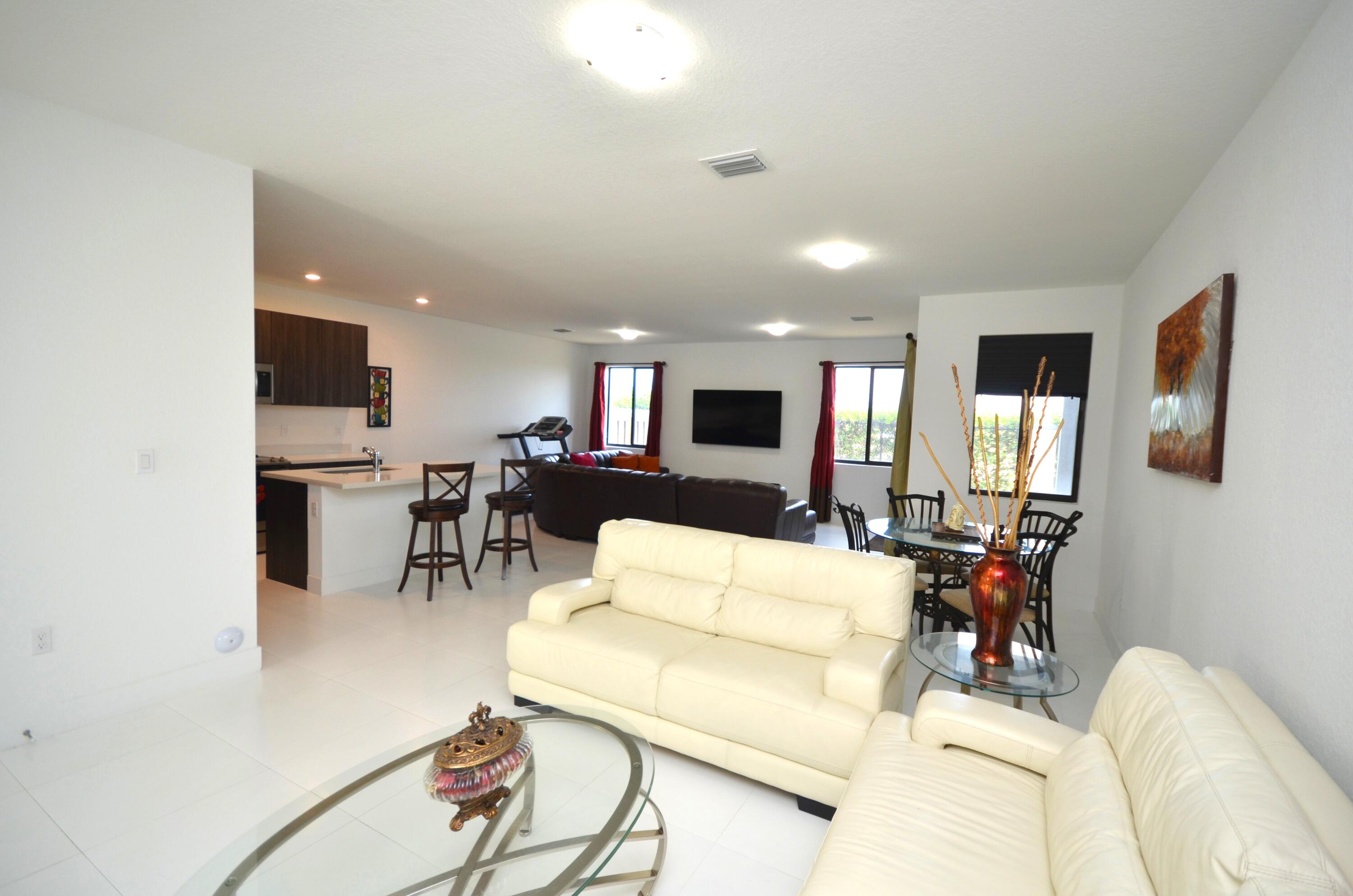CENTURY GARDENS SOUTH - Residential