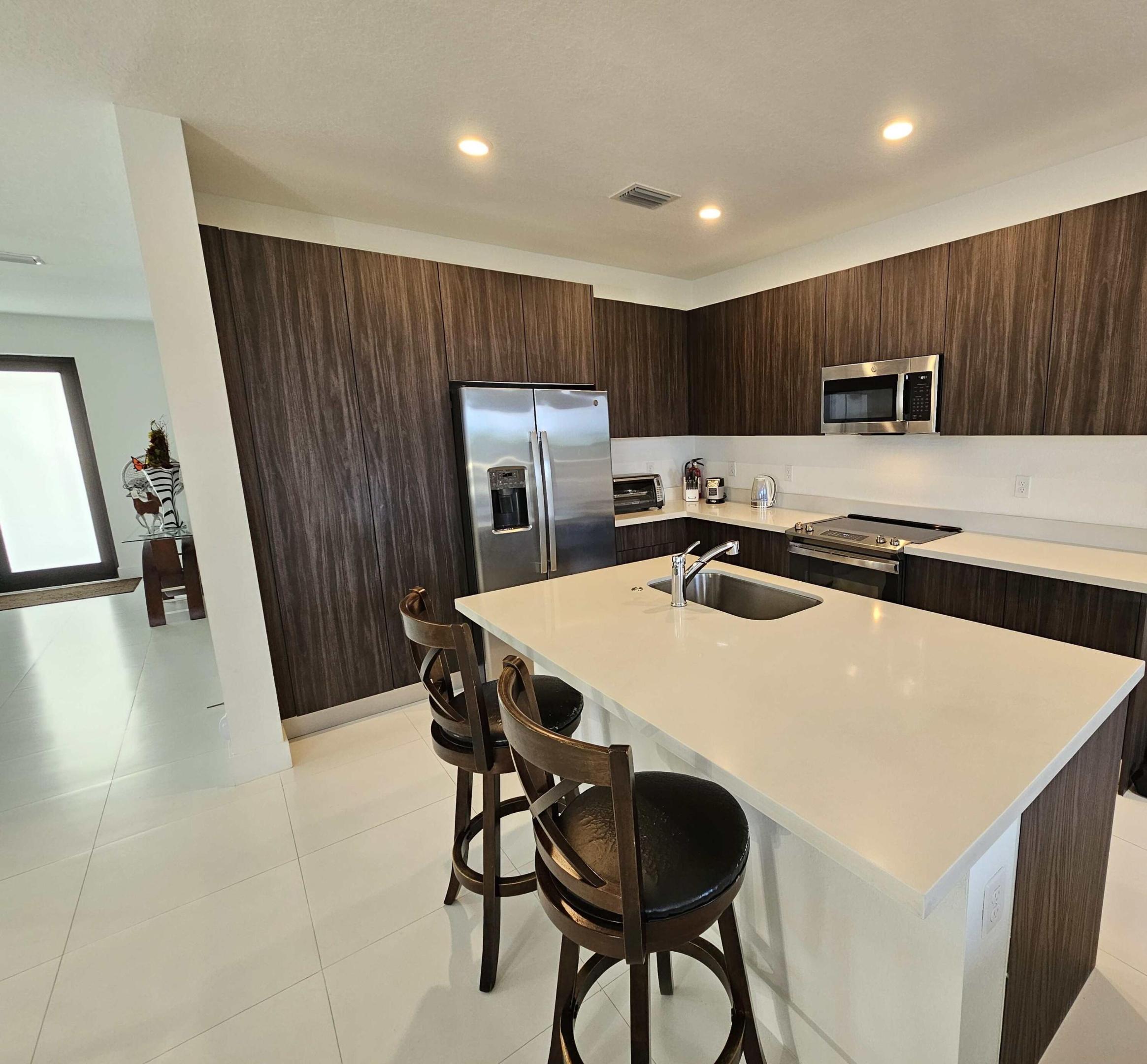 CENTURY GARDENS SOUTH - Residential