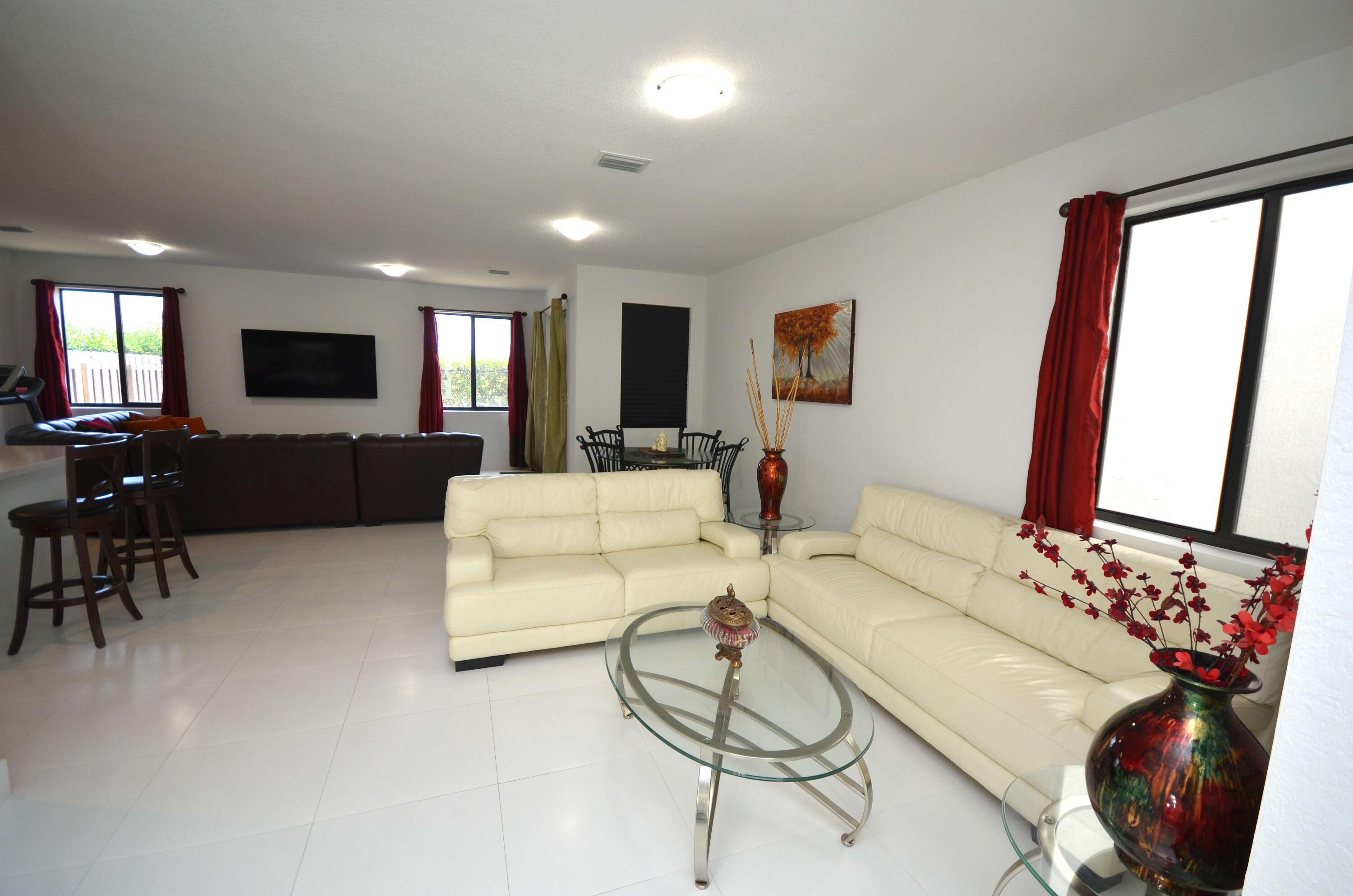 CENTURY GARDENS SOUTH - Residential