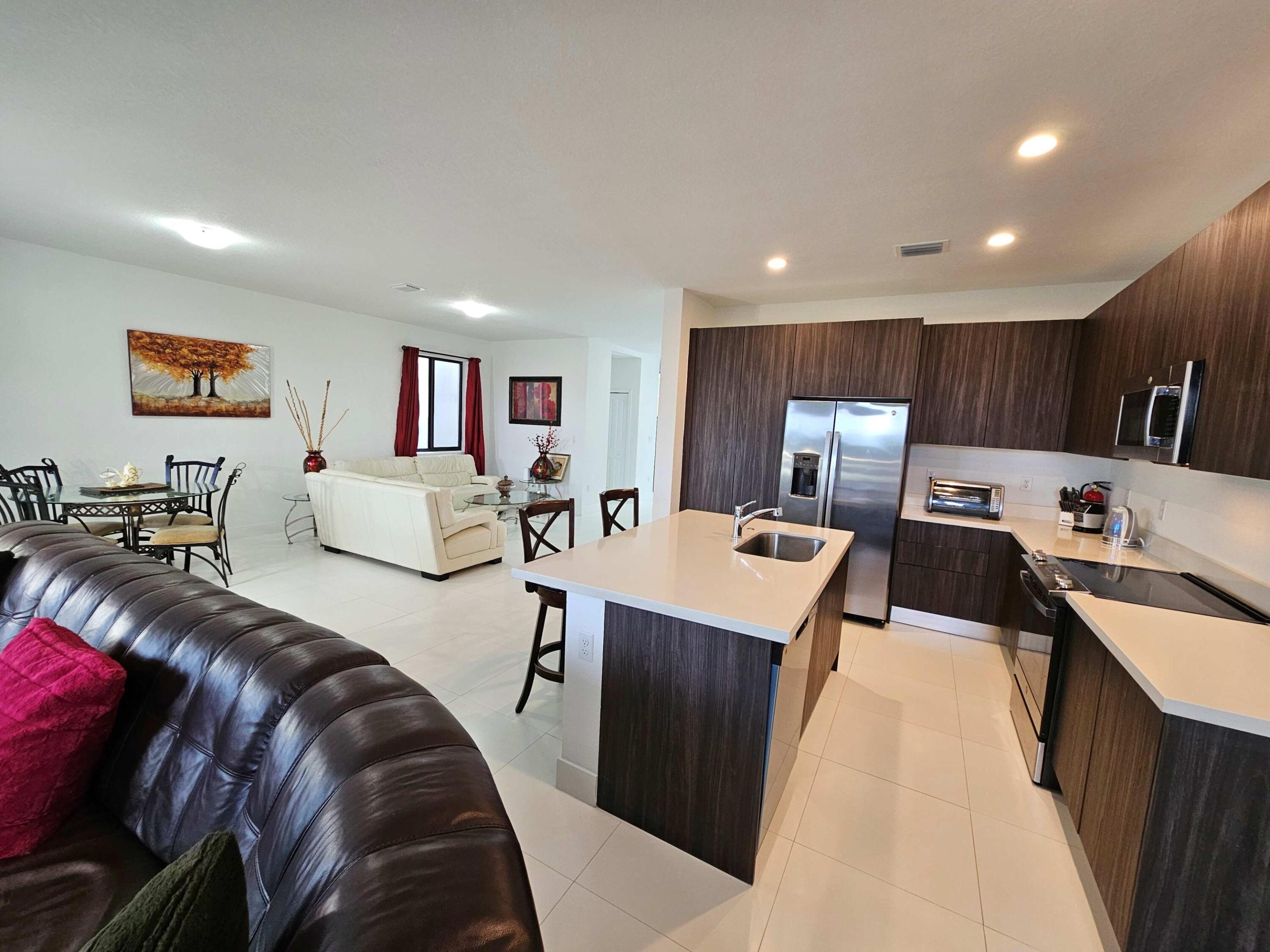 CENTURY GARDENS SOUTH - Residential