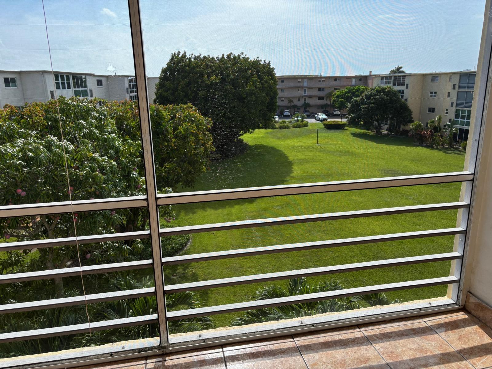 VILLAGE ROYALE GREENWOOD CONDO - Residential