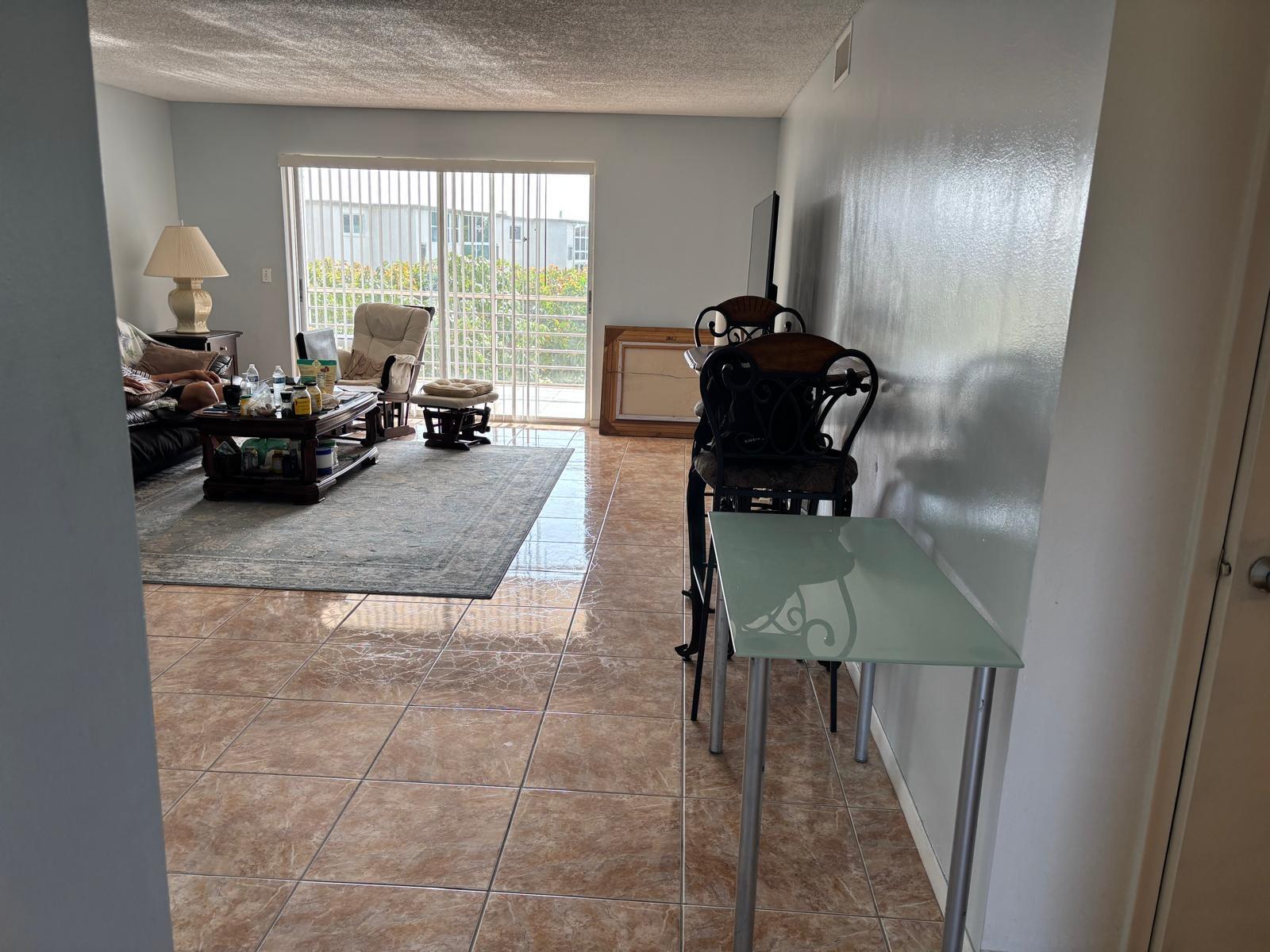 VILLAGE ROYALE GREENWOOD CONDO - Residential