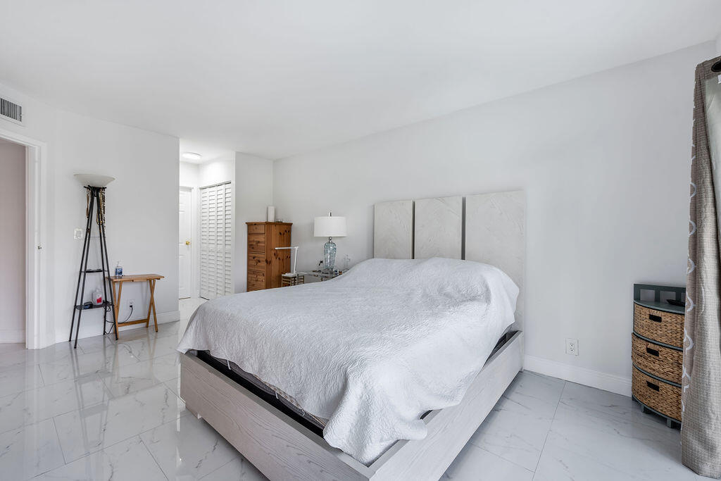 POINCIANA PLACE CONDO 1,2,8 AND 9 - Residential