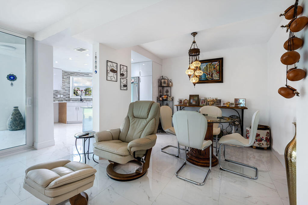 POINCIANA PLACE CONDO 1,2,8 AND 9 - Residential