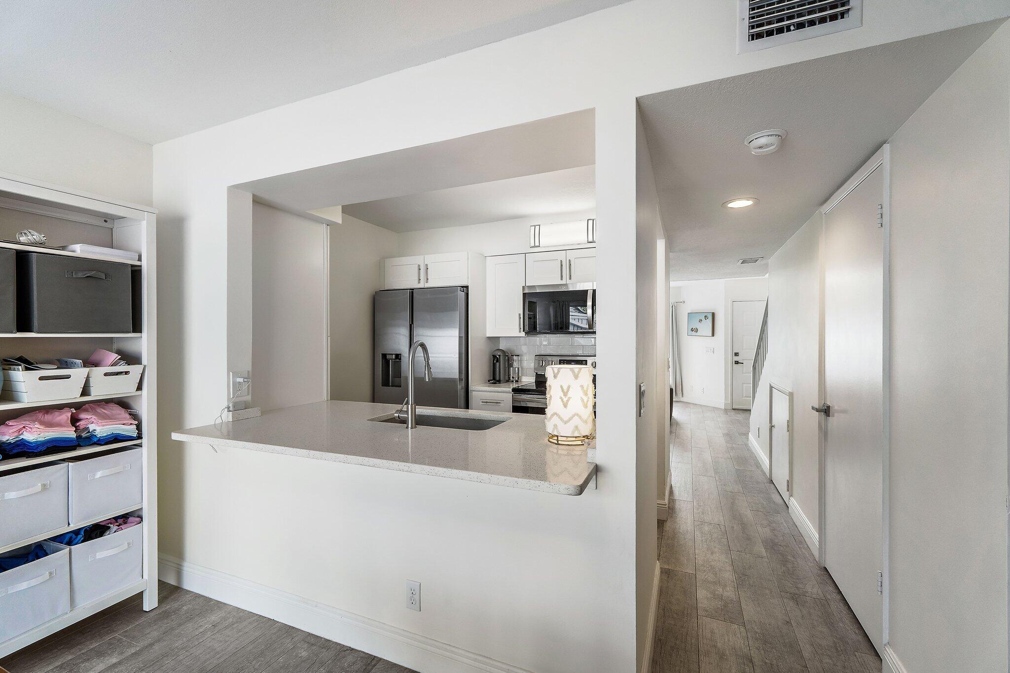 RIVERWALK 1 - Residential
