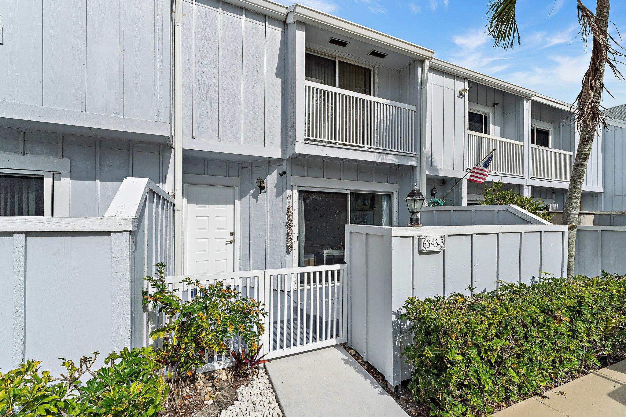 RIVERWALK 1 - Residential