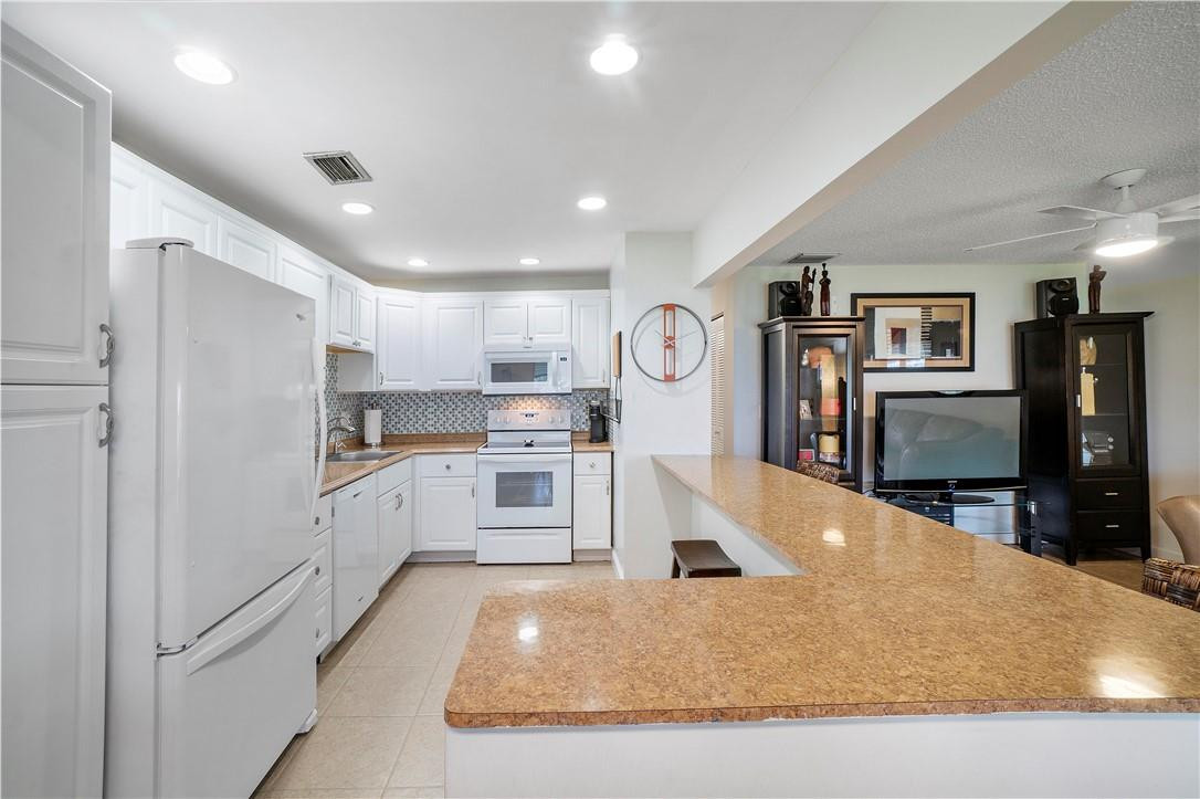 Lauderdale West 14 CONDO - Residential