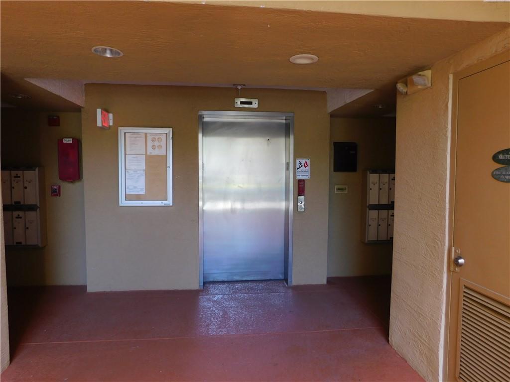 SHERIDAN BEACH CLUB - Residential