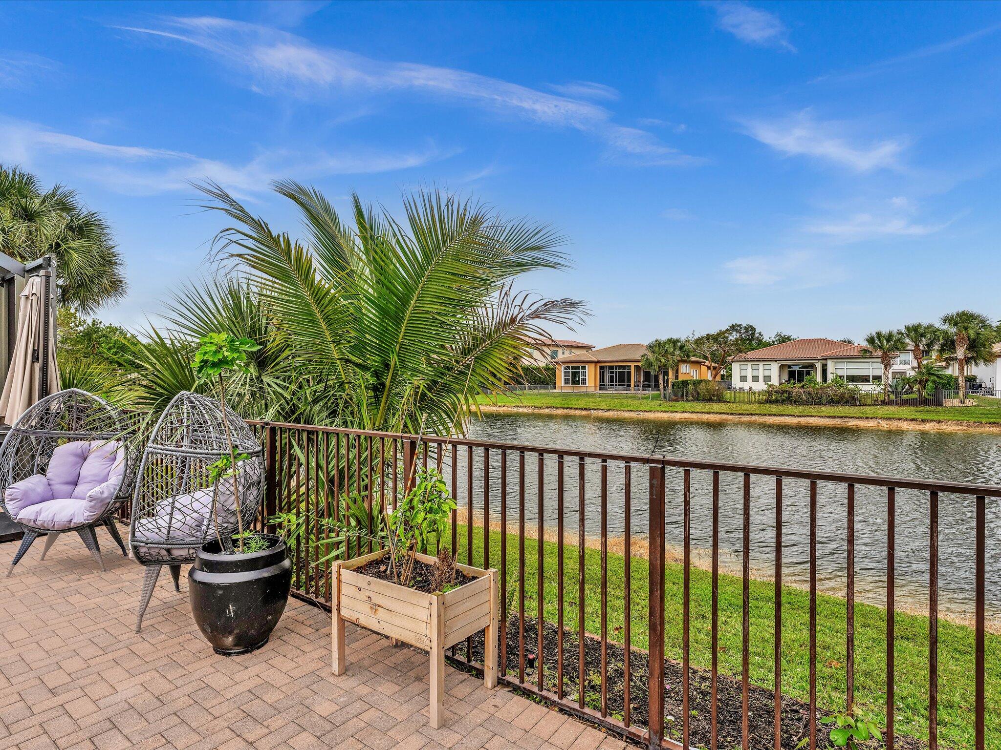 HERON BAY NORTHEAST - Residential