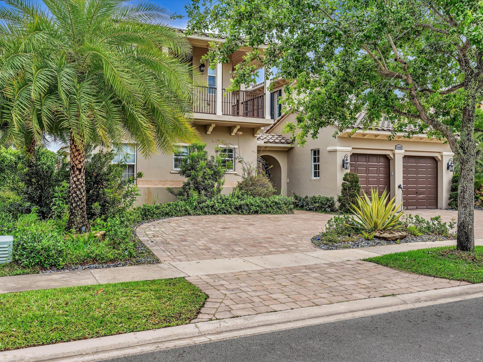 HERON BAY NORTHEAST - Residential