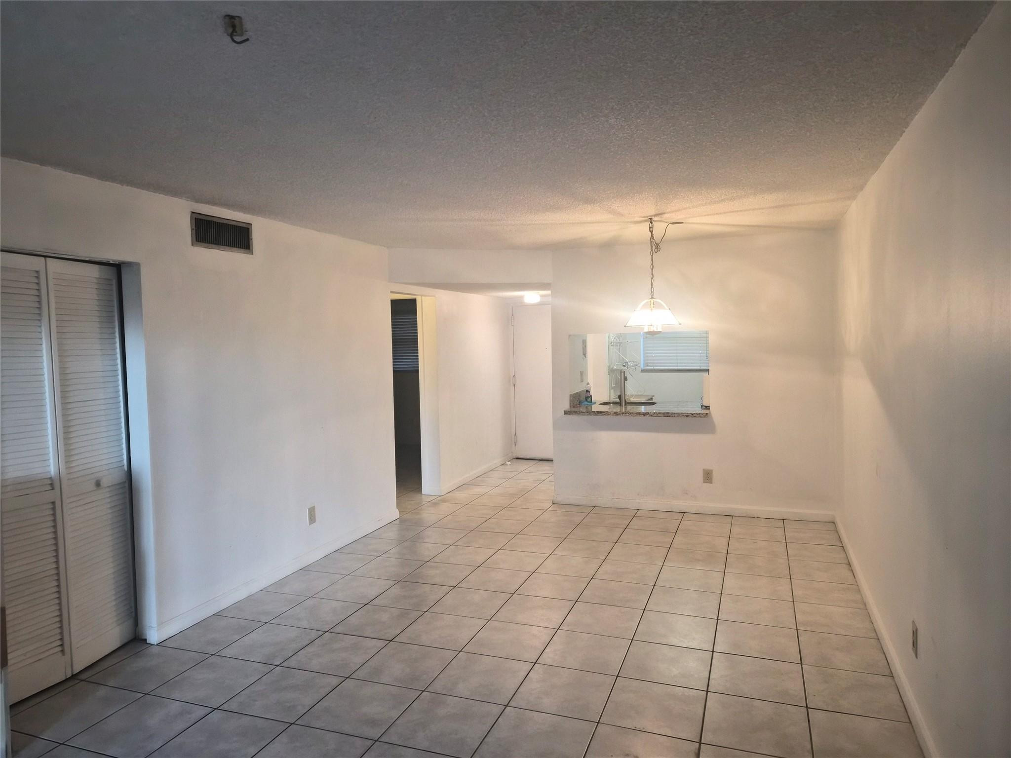 MIRAMAR CLUB - Residential