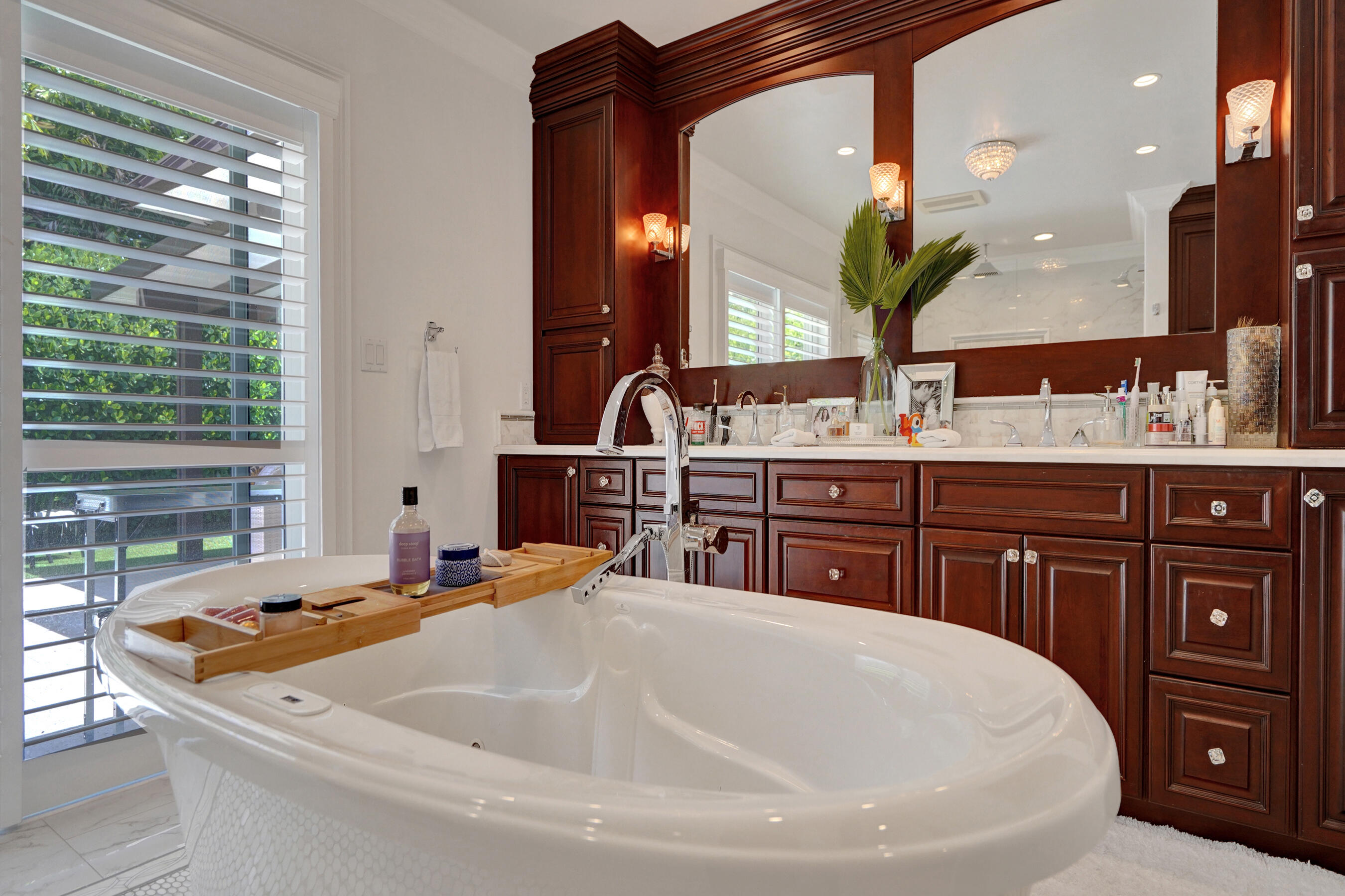 CORAL RIDGE COUNTRY CLUB - Residential