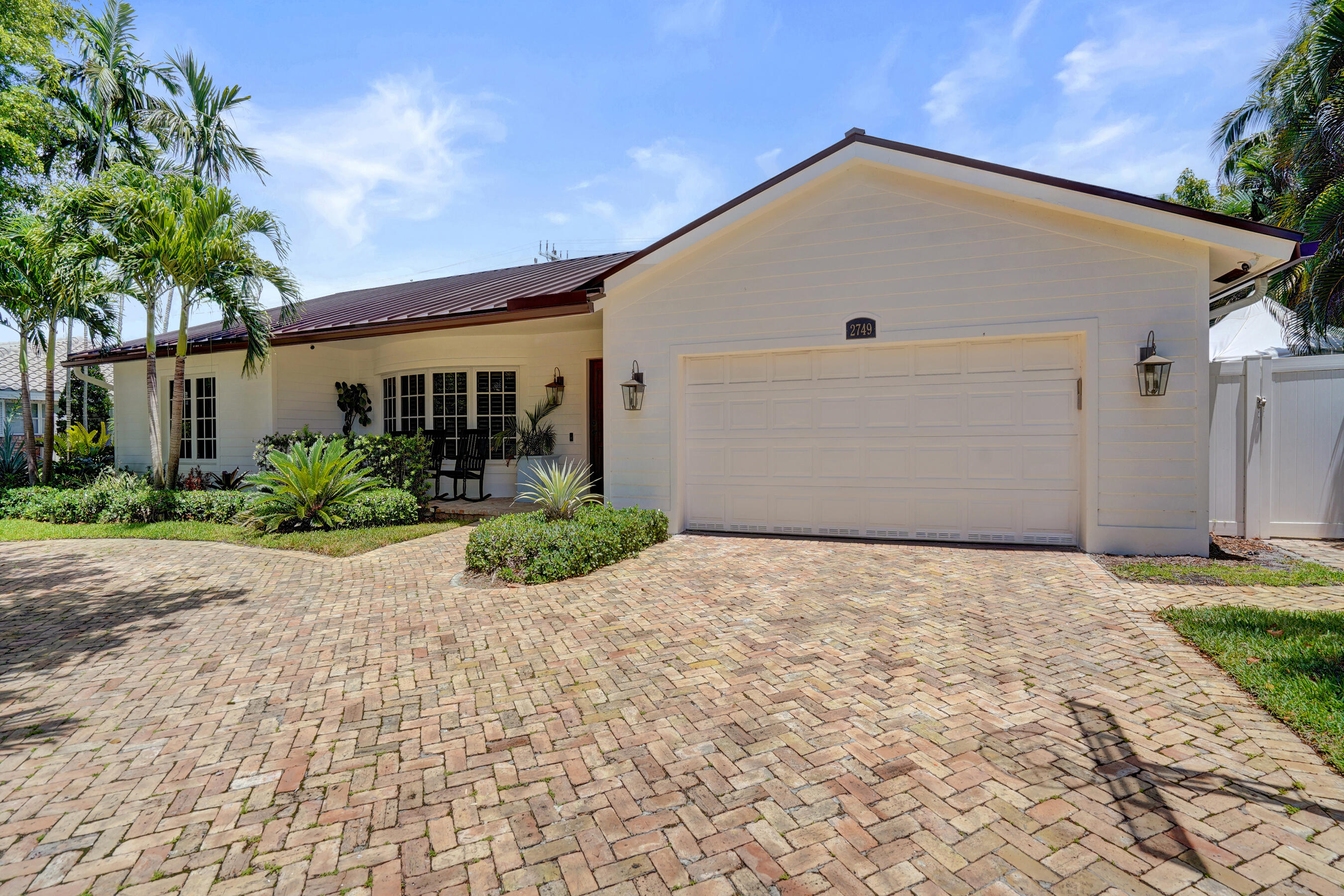 CORAL RIDGE COUNTRY CLUB - Residential