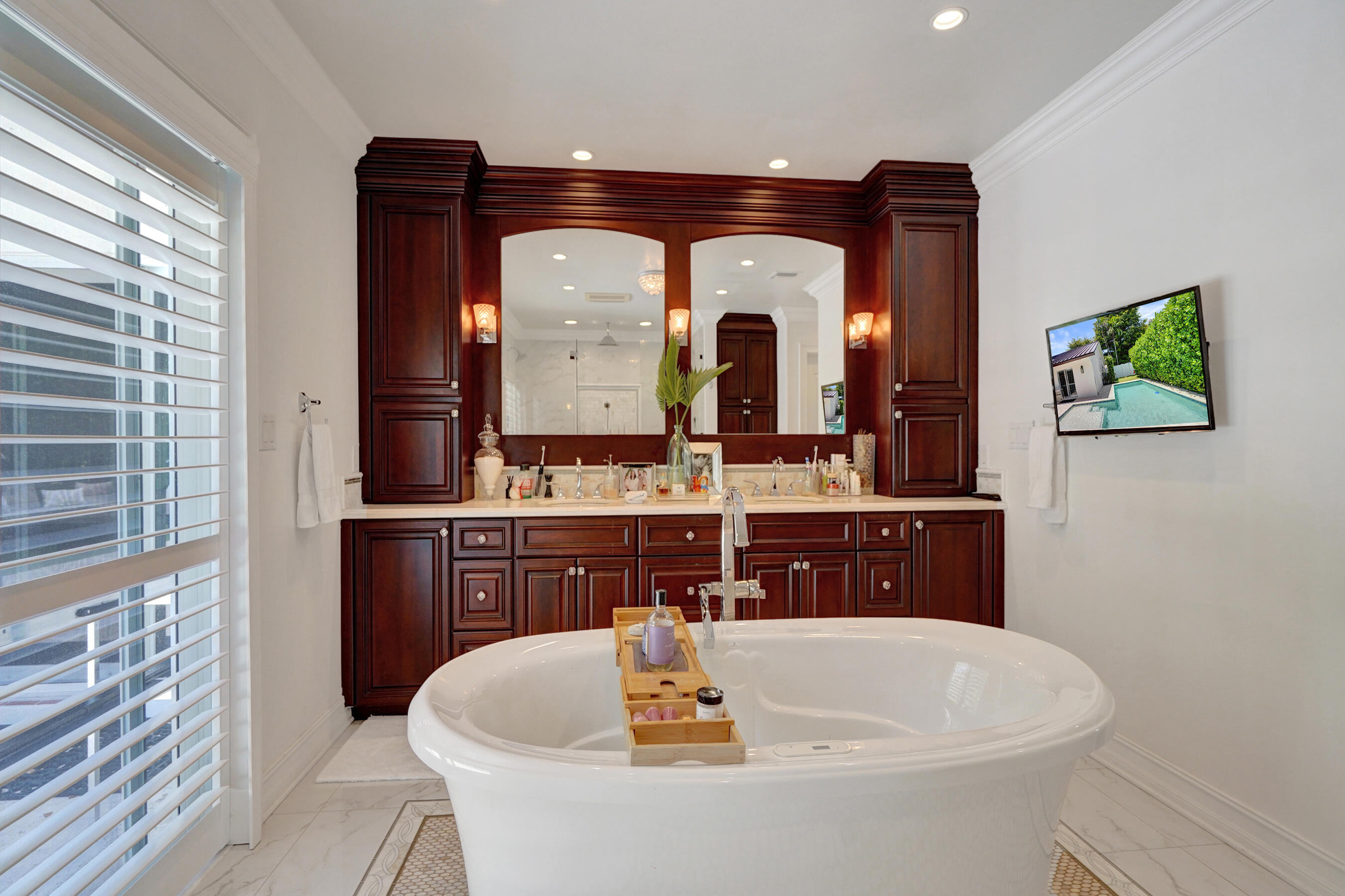 CORAL RIDGE COUNTRY CLUB - Residential
