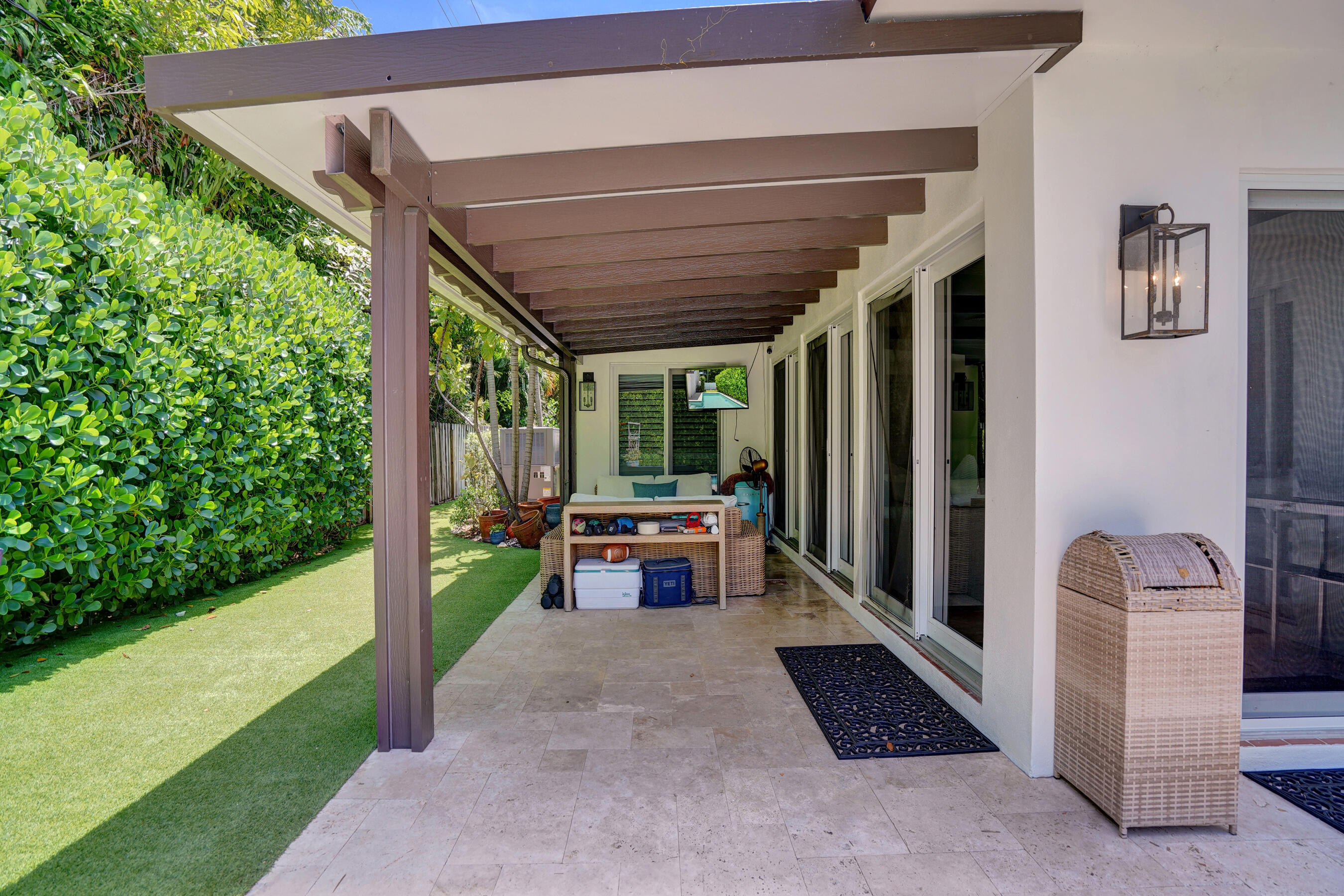 CORAL RIDGE COUNTRY CLUB - Residential