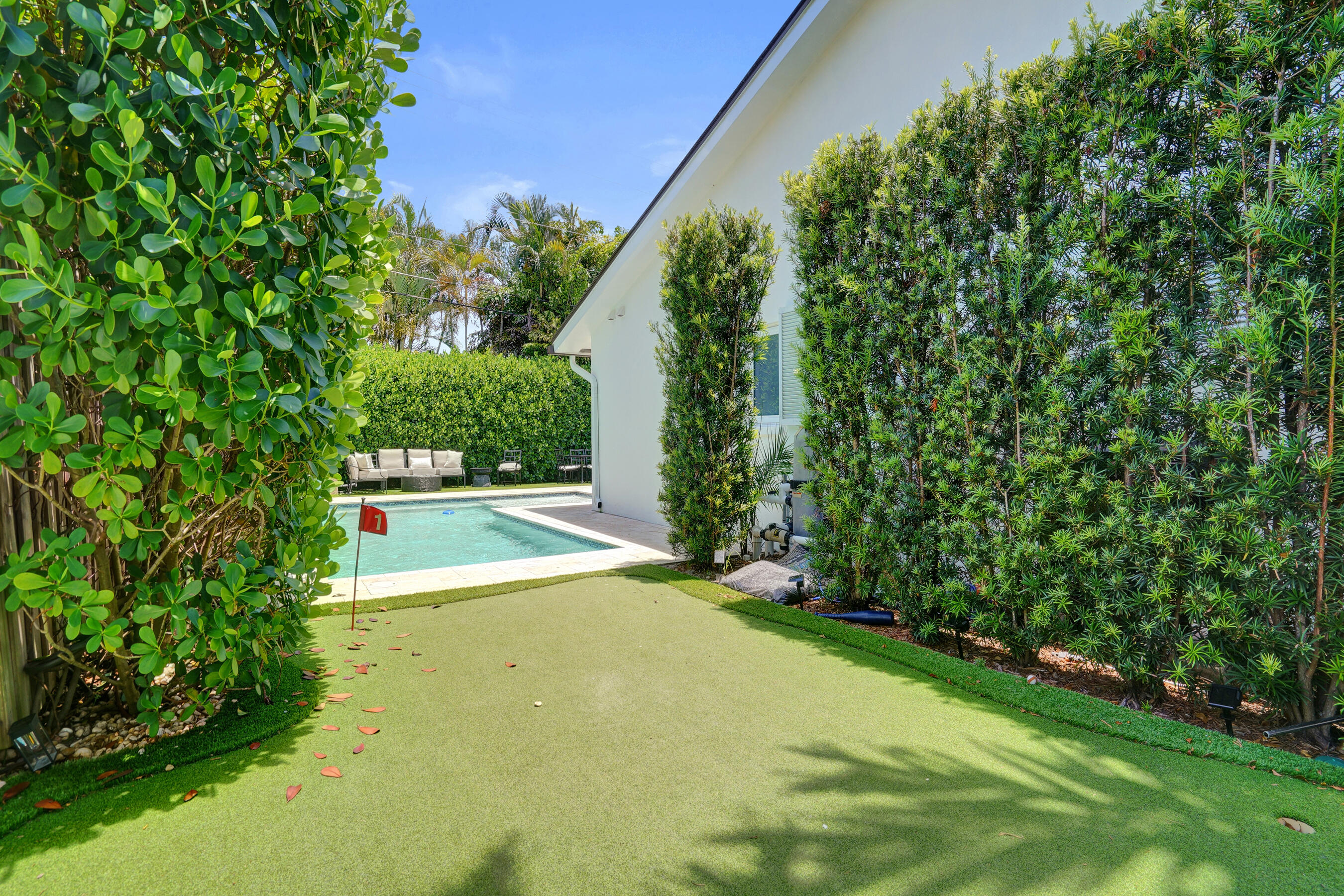 CORAL RIDGE COUNTRY CLUB - Residential