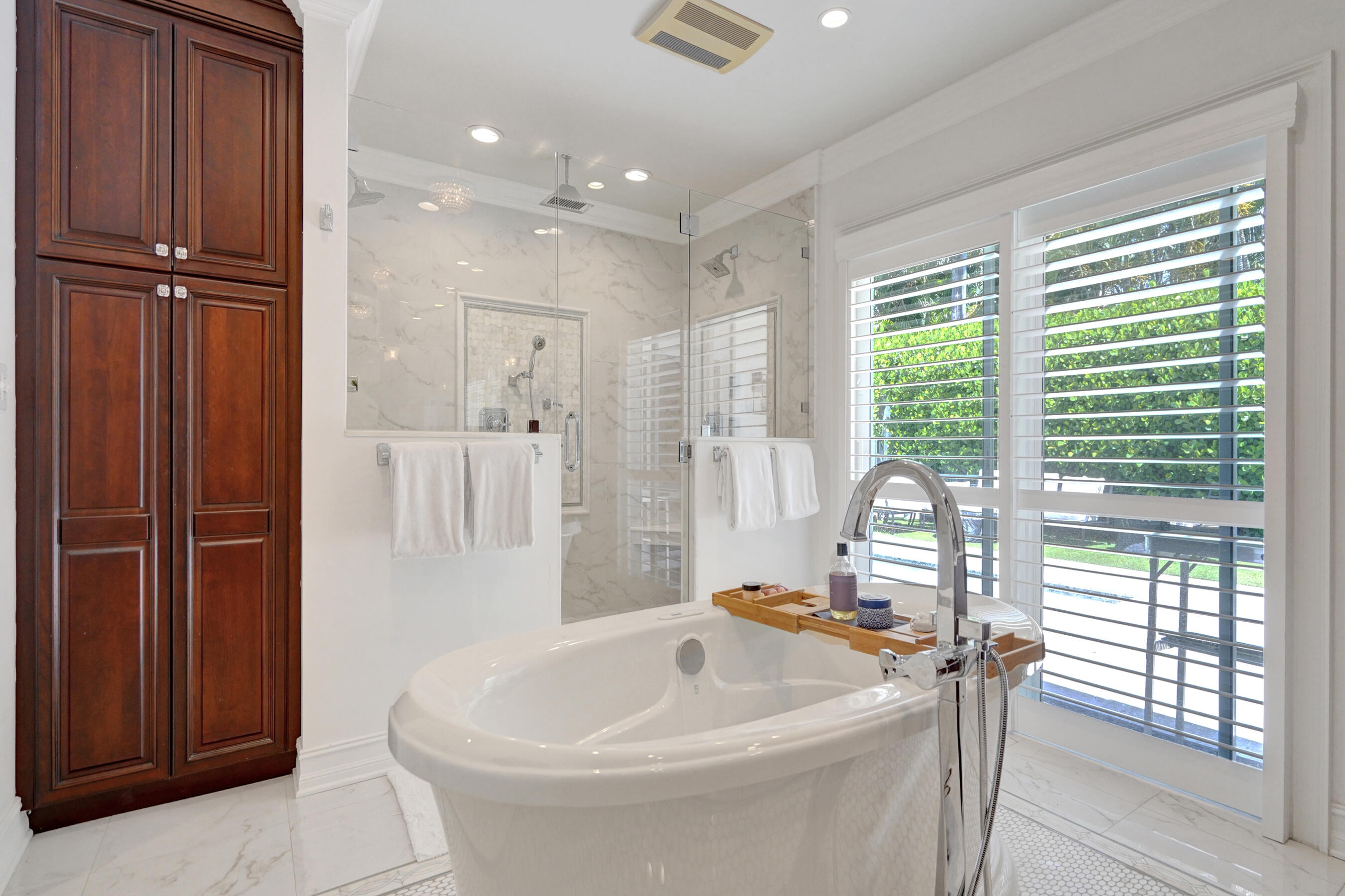 CORAL RIDGE COUNTRY CLUB - Residential