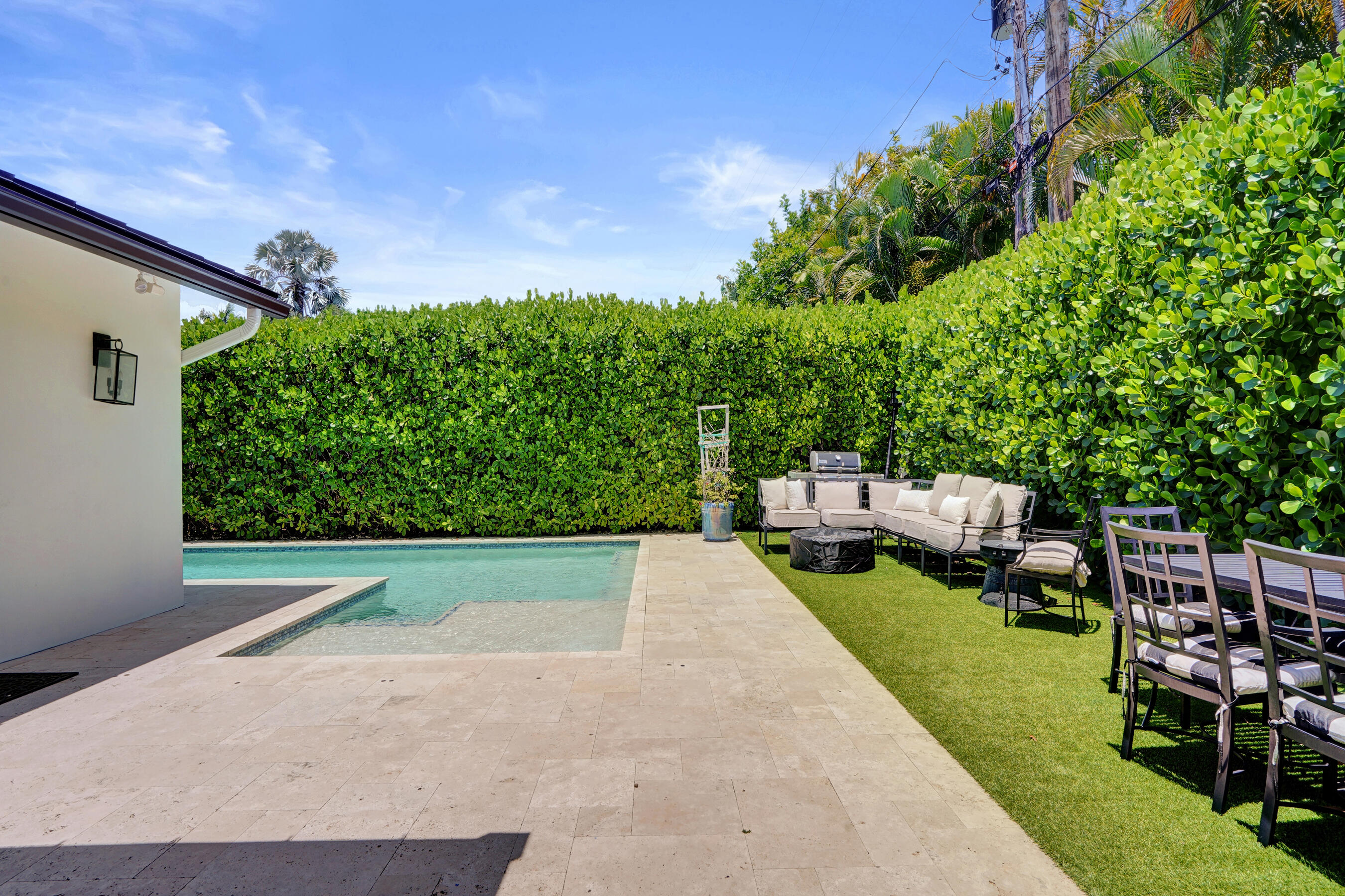 CORAL RIDGE COUNTRY CLUB - Residential