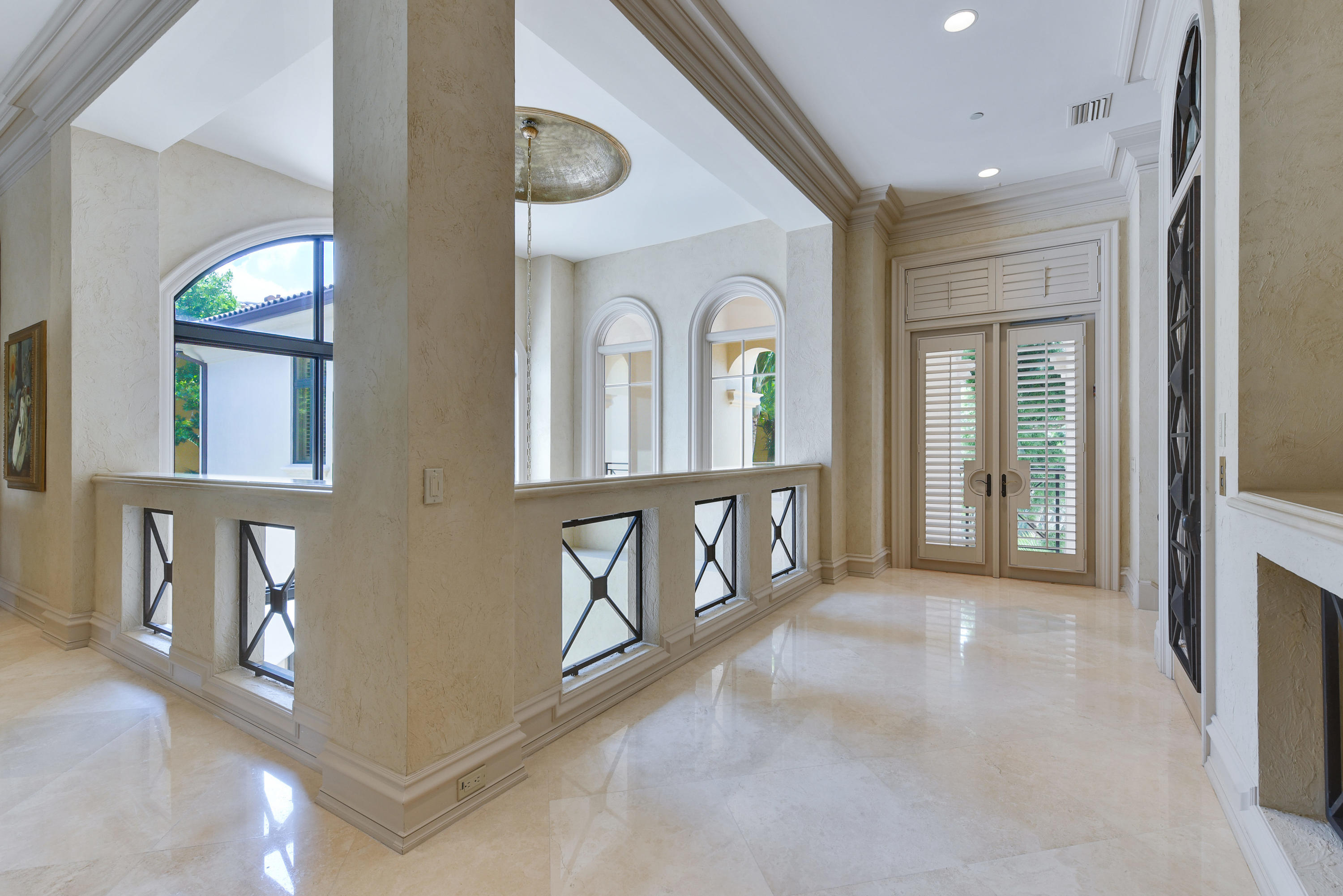 MIZNER LAKE ESTATES - Residential