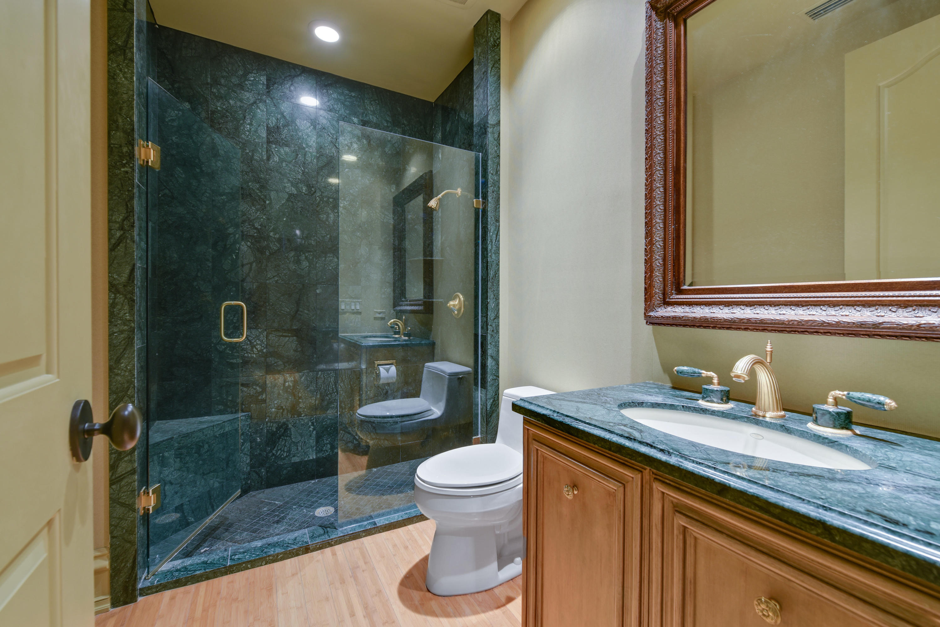 MIZNER LAKE ESTATES - Residential