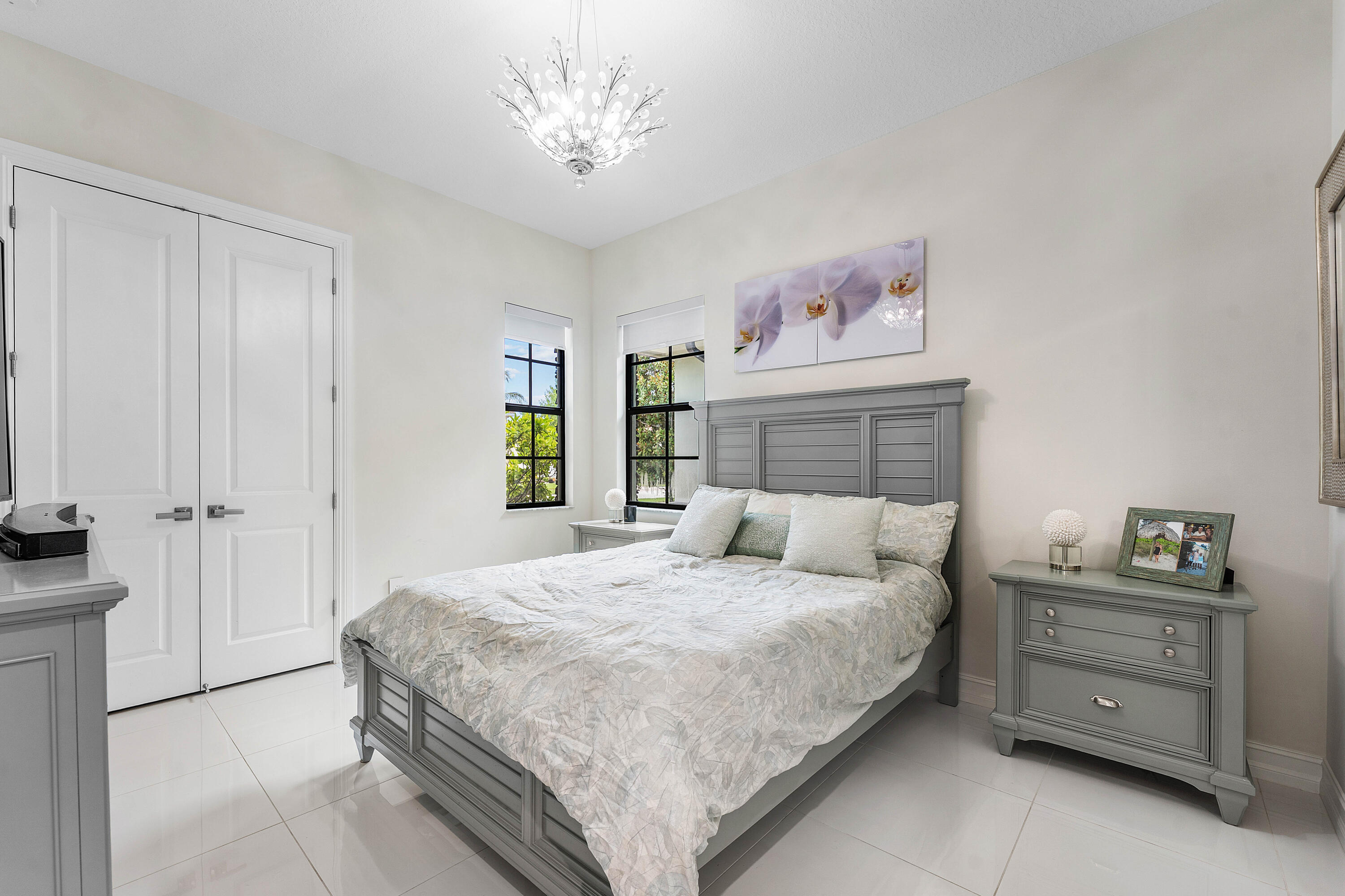 PALM MEADOWS ESTATES - Residential