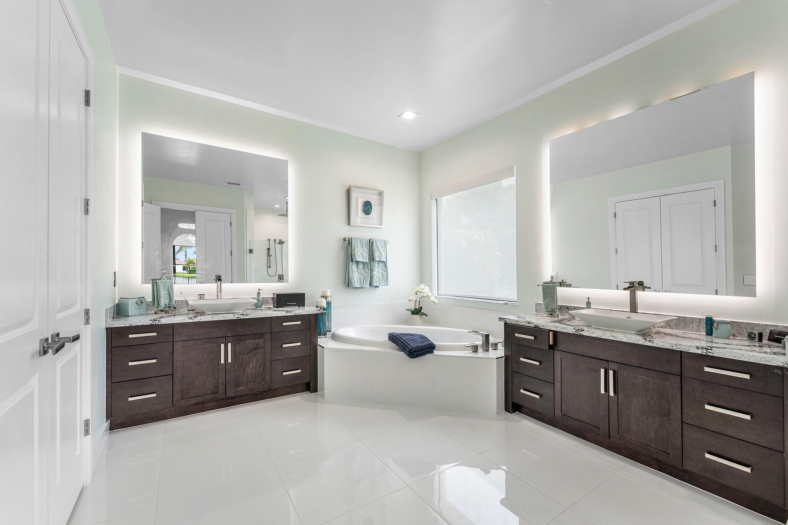 PALM MEADOWS ESTATES - Residential