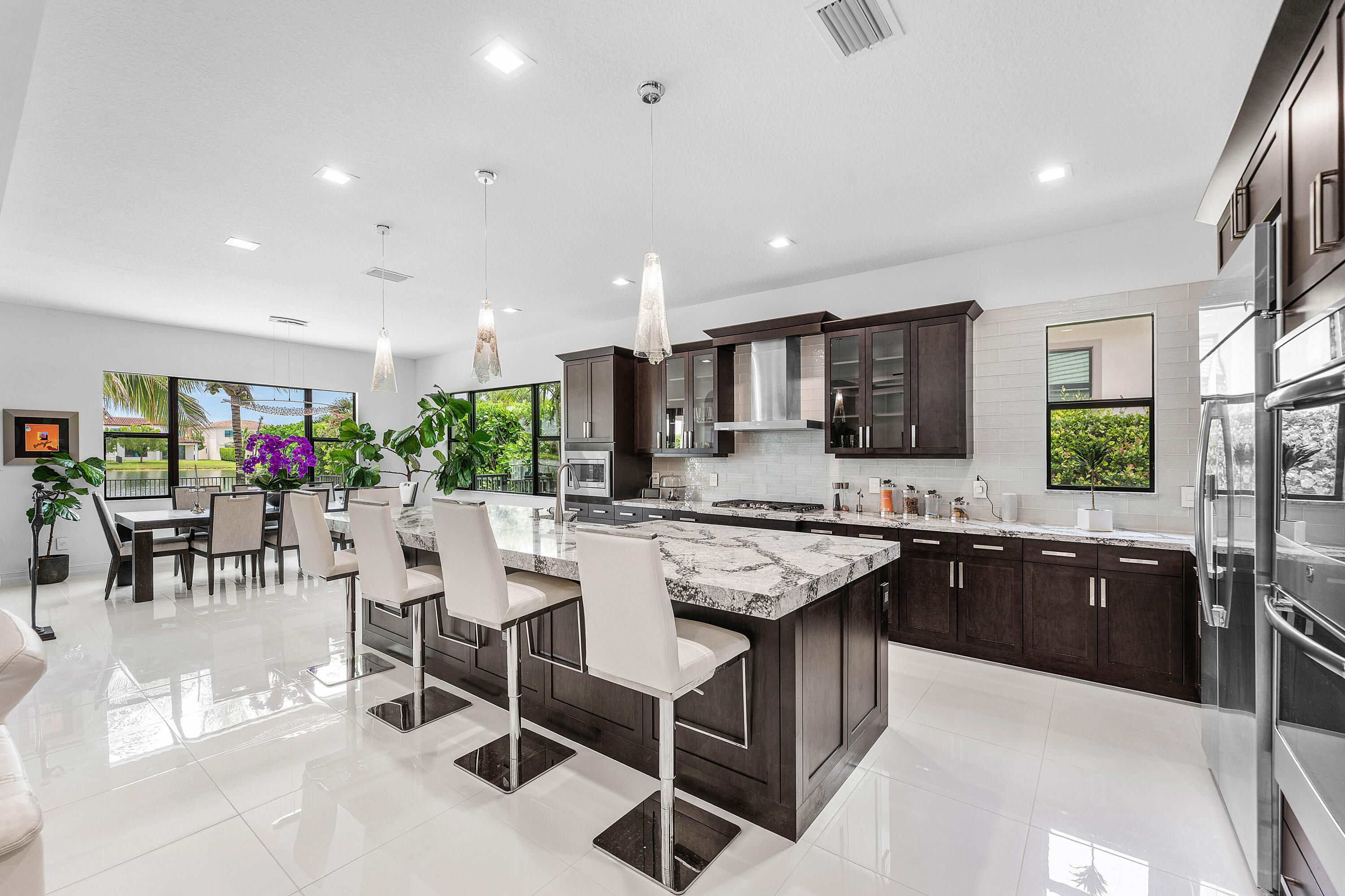 PALM MEADOWS ESTATES - Residential